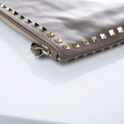 Valentino Garavani Vitello Large Rockstud Zip Wristlet Pouch Taupe 11 of 17