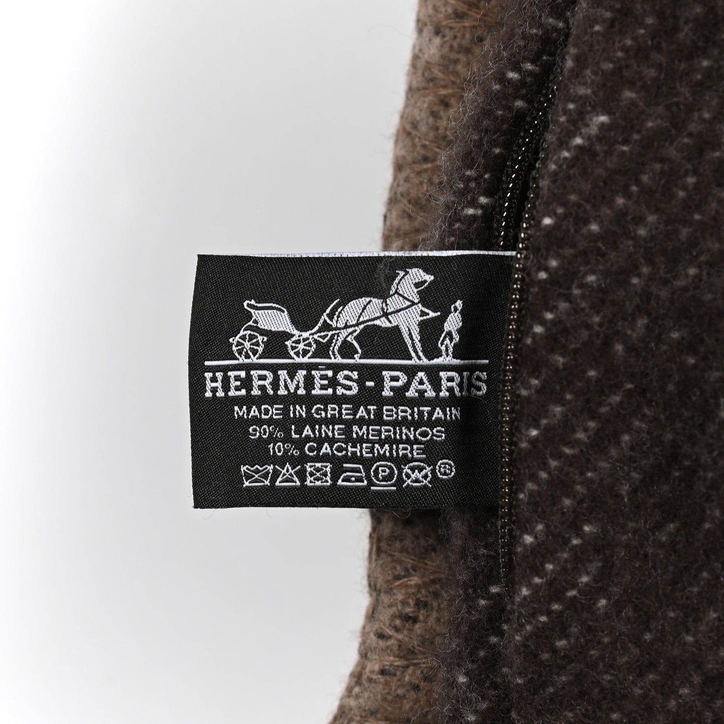 Wool Cashmere Brandebourgs Pillow Ecorce