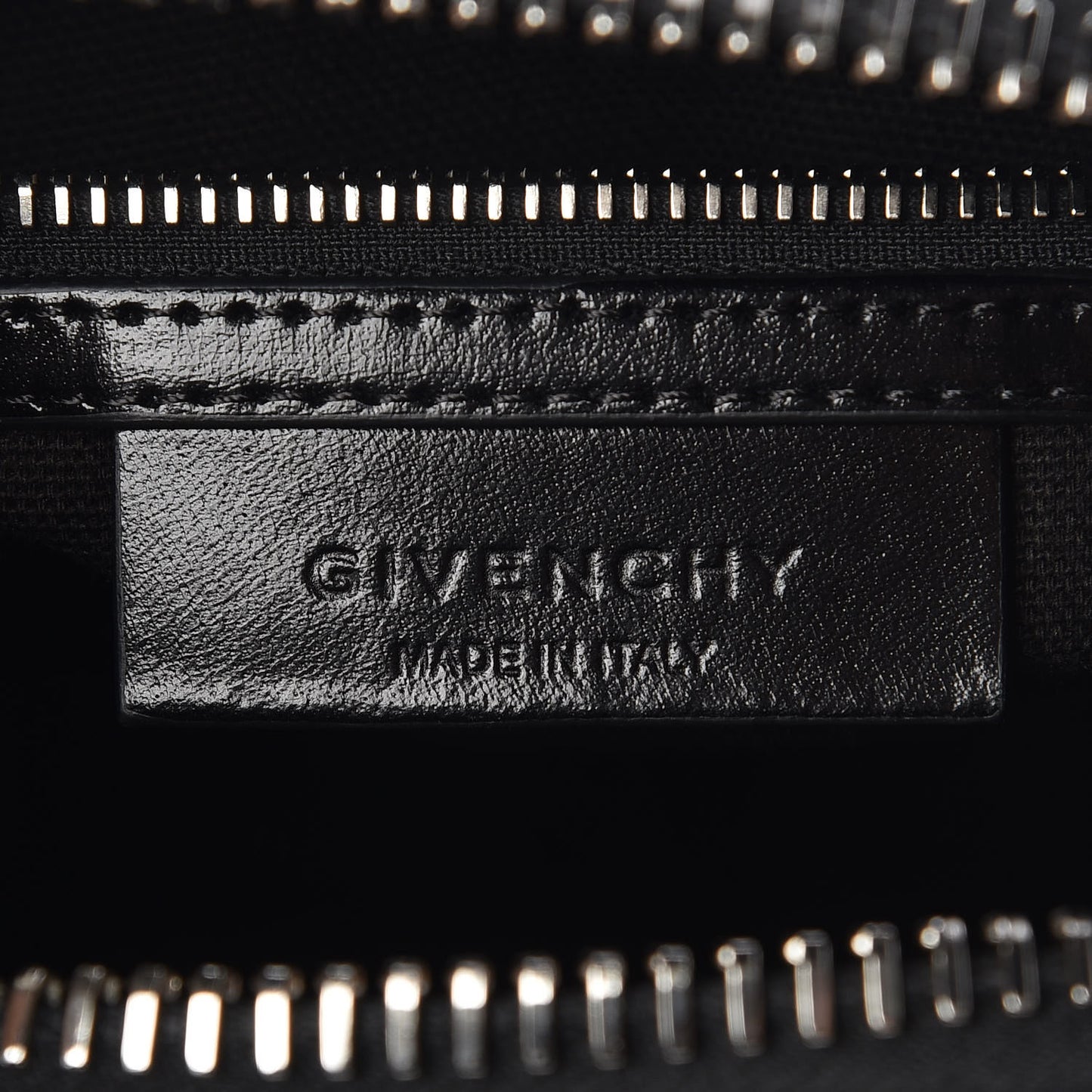 Shiny Lord Calfskin Mini Antigona Black