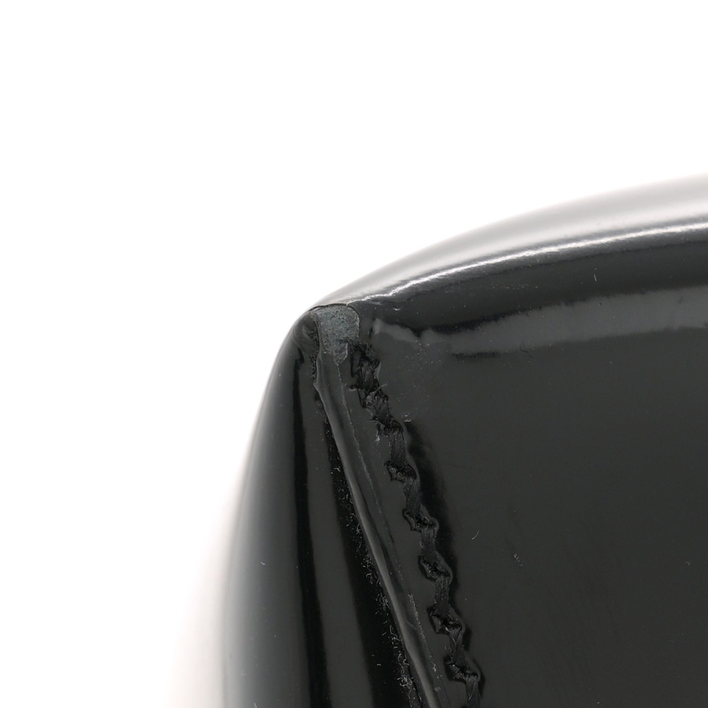 Patent Calfskin Le 37 Bucket Bag Black