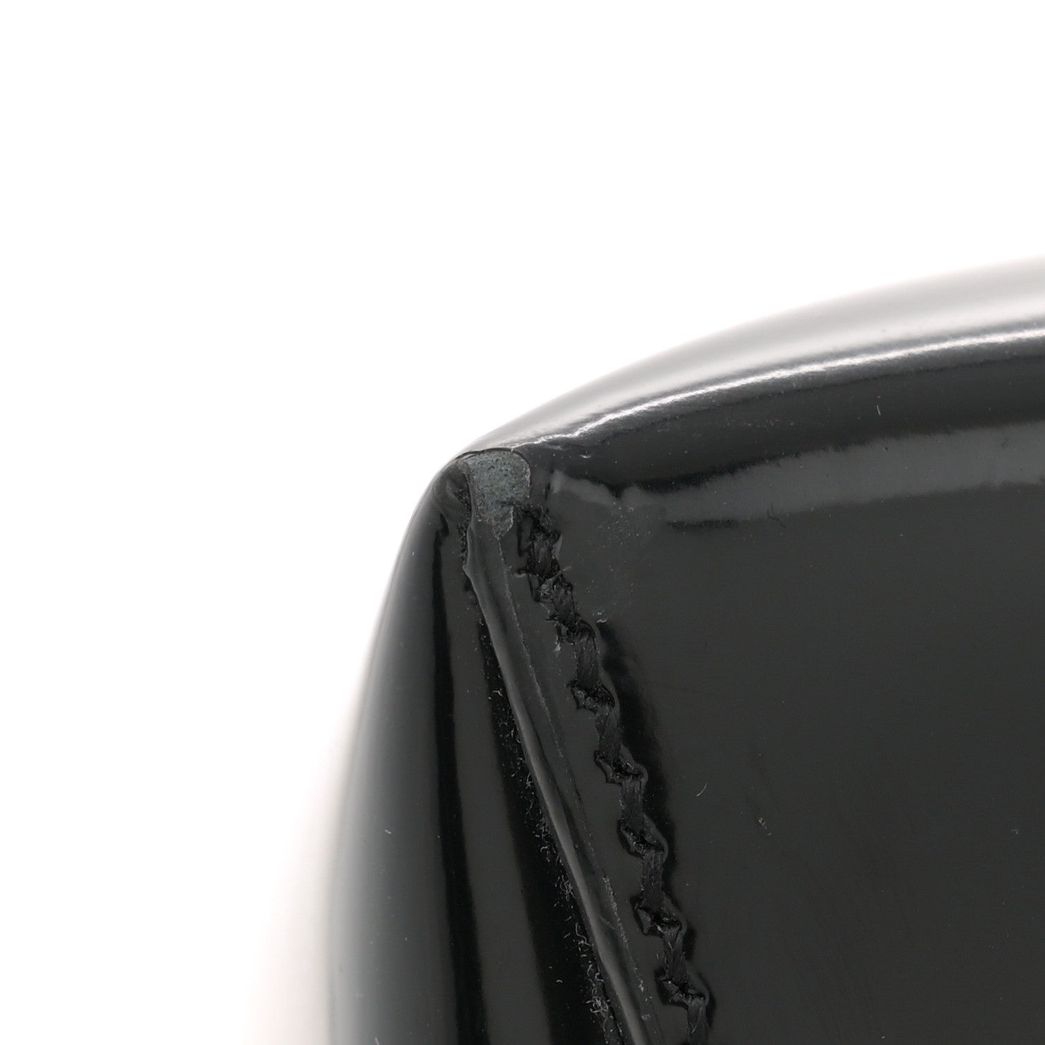 Saint Laurent Patent Calfskin Le 37 Bucket Bag Black 13 of 14