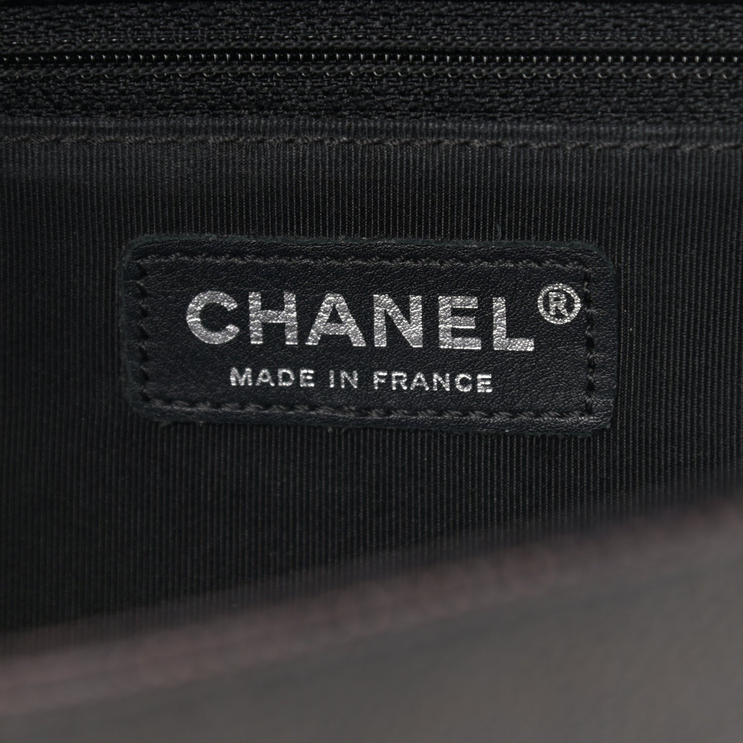 Caviar Quilted New Medium Boy Flap Black