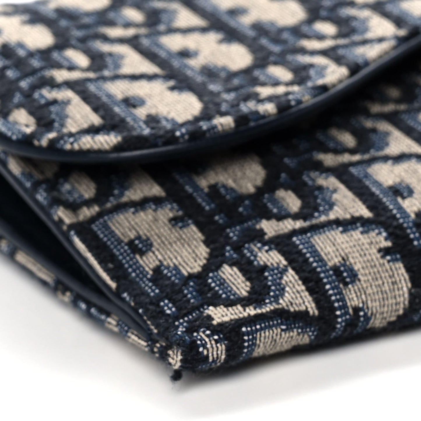 Oblique Saddle Chain Long Wallet Blue