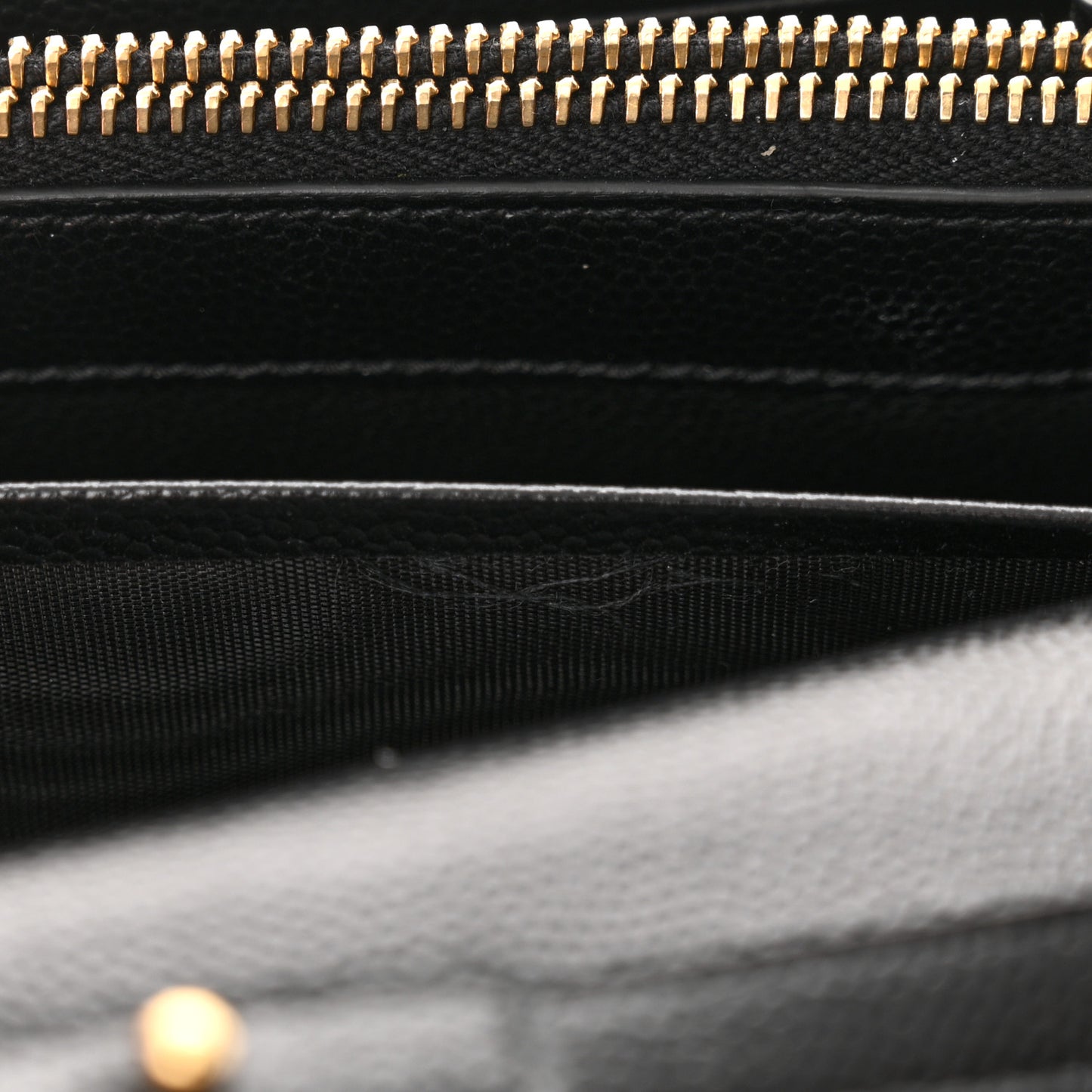 Grain De Poudre Matelasse Chevron Monogram Chain Wallet Black