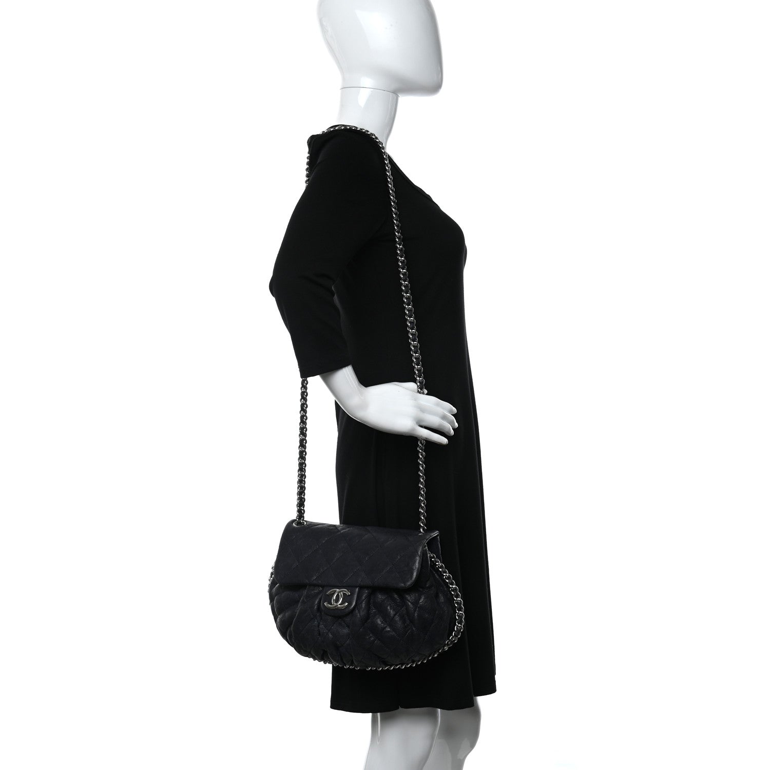 Chanel Washed Lambskin Quilted Medium Chain Around Flap Navy 2 of 9
