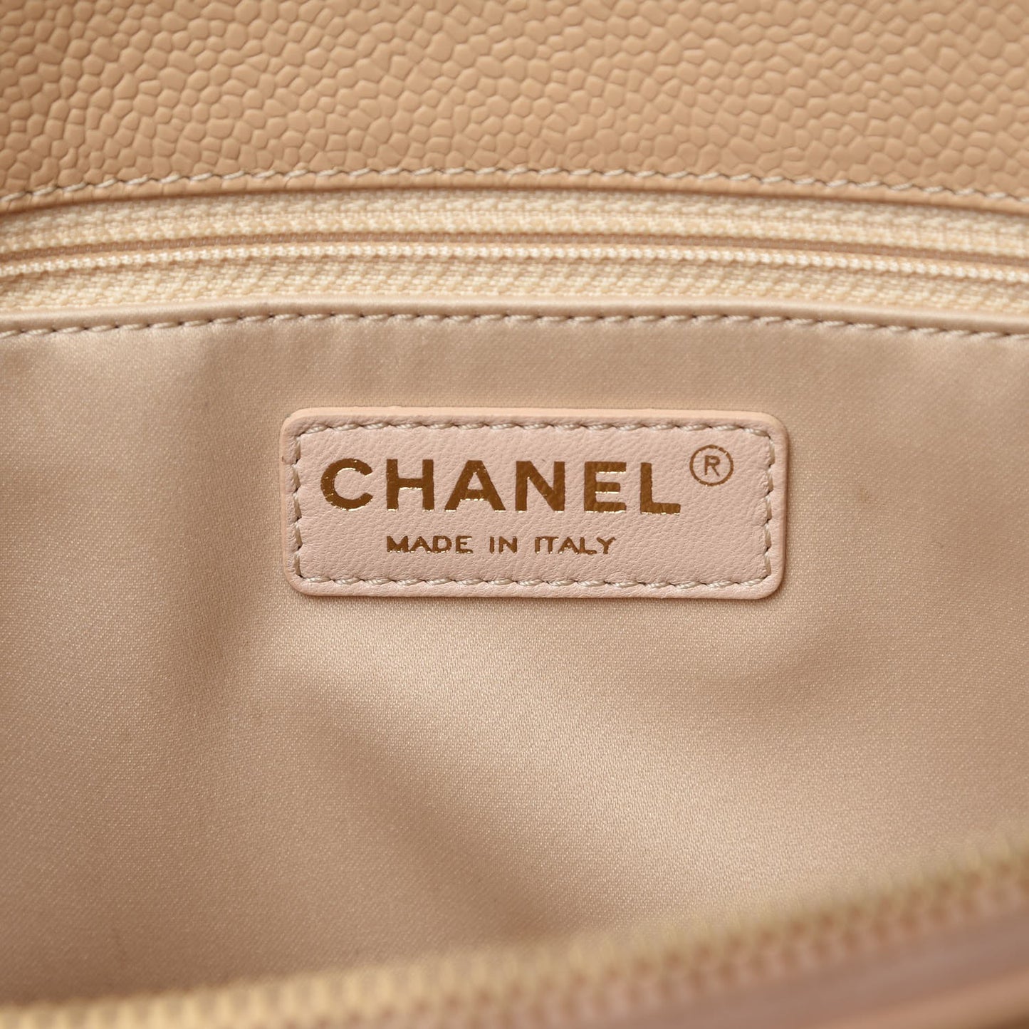 Caviar Quilted Grand Shopping Tote GST Beige Clair