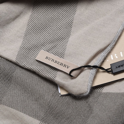 Burberry Cashmere Knitted Giant Check Scarf Pale Grey Melange 7 of 8