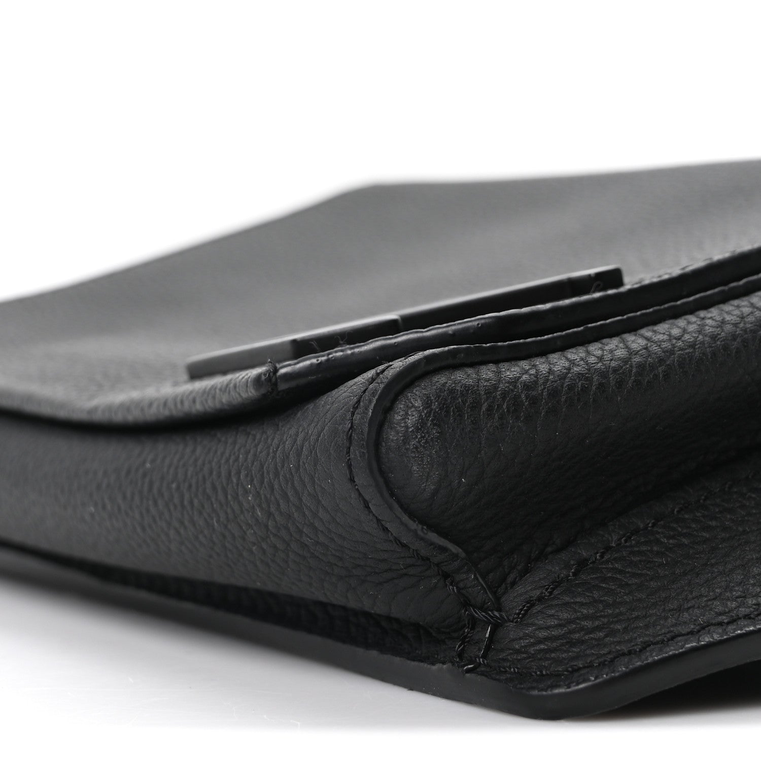 Louis Vuitton Grained Calfskin Aerogram Takeoff Sling Black 9 of 9