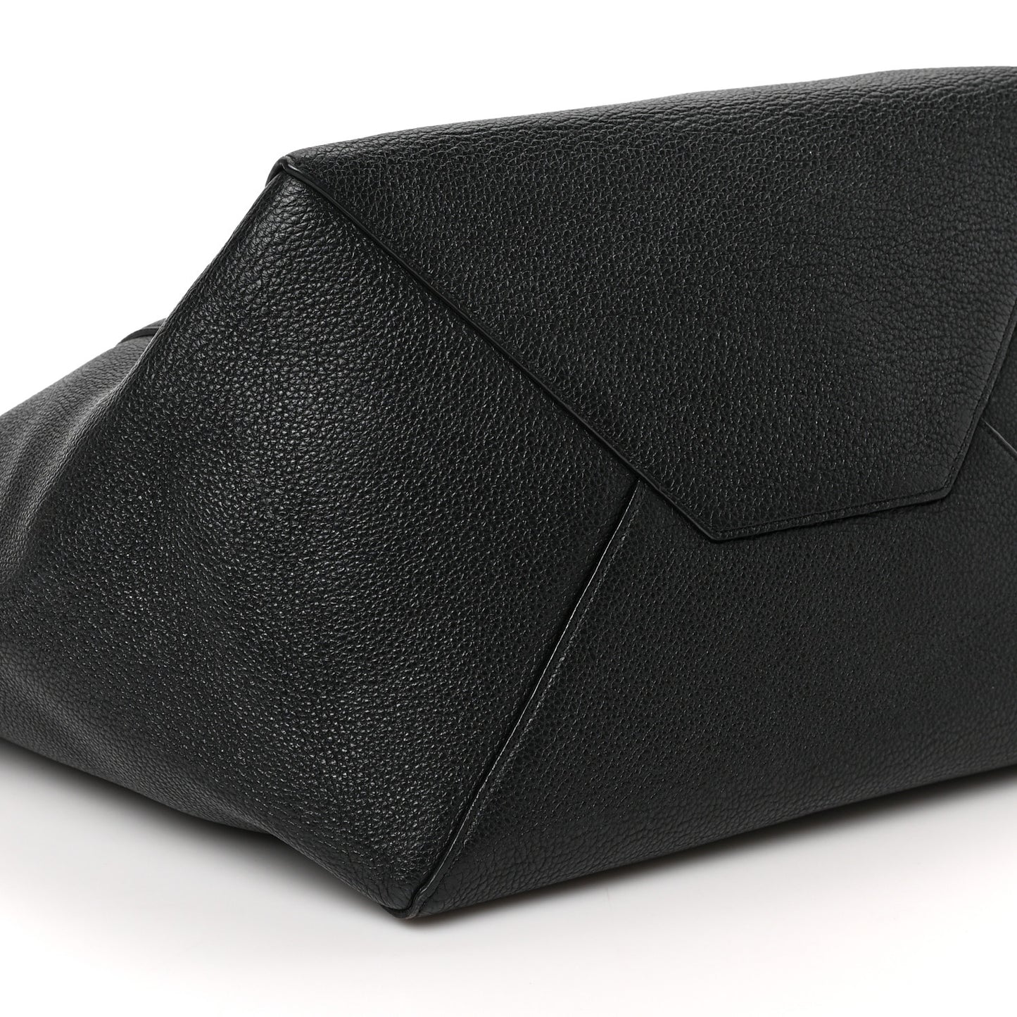 Soft Grained Calfskin Medium Belt Cabas Phantom Black