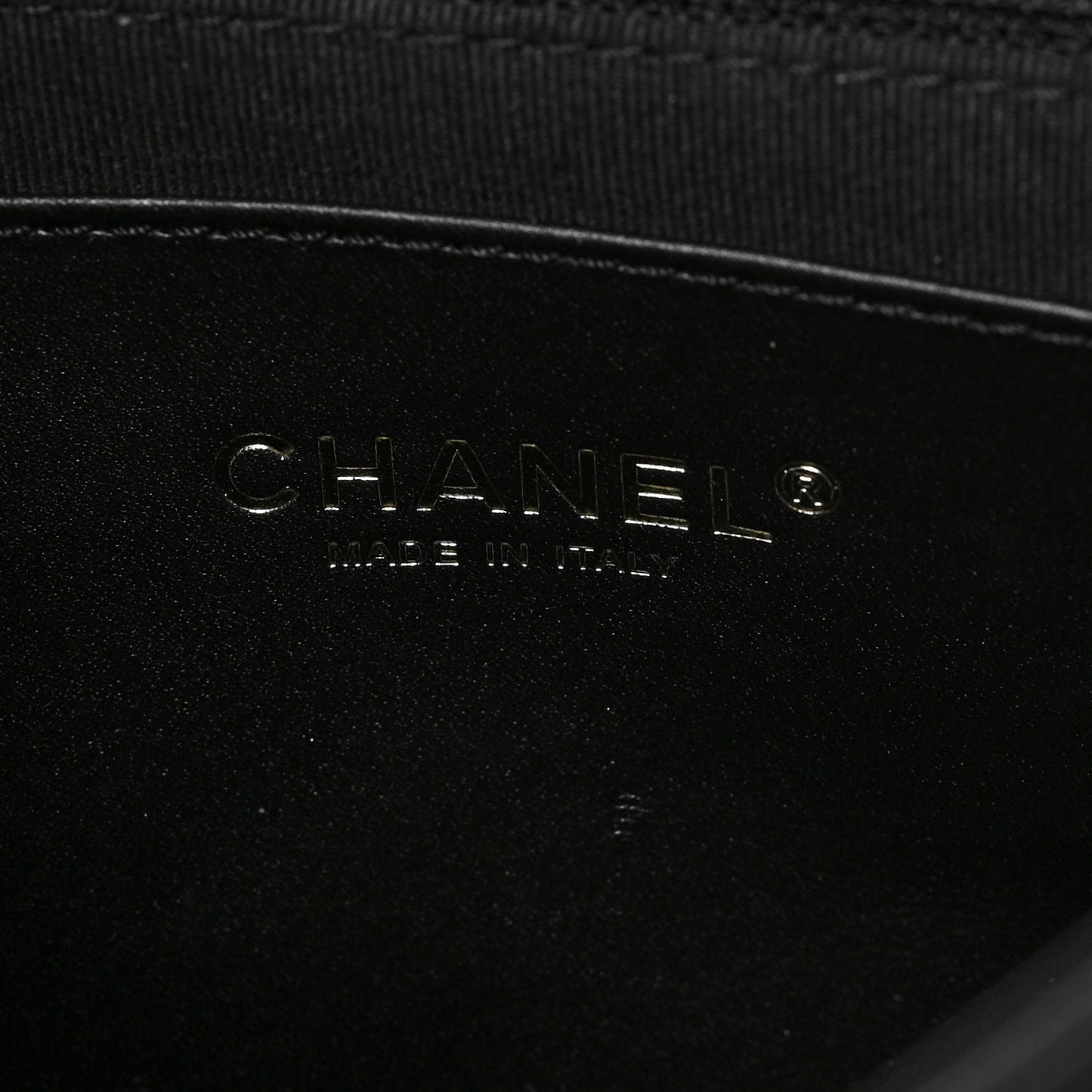 Lambskin Quilted CC Messenger Black