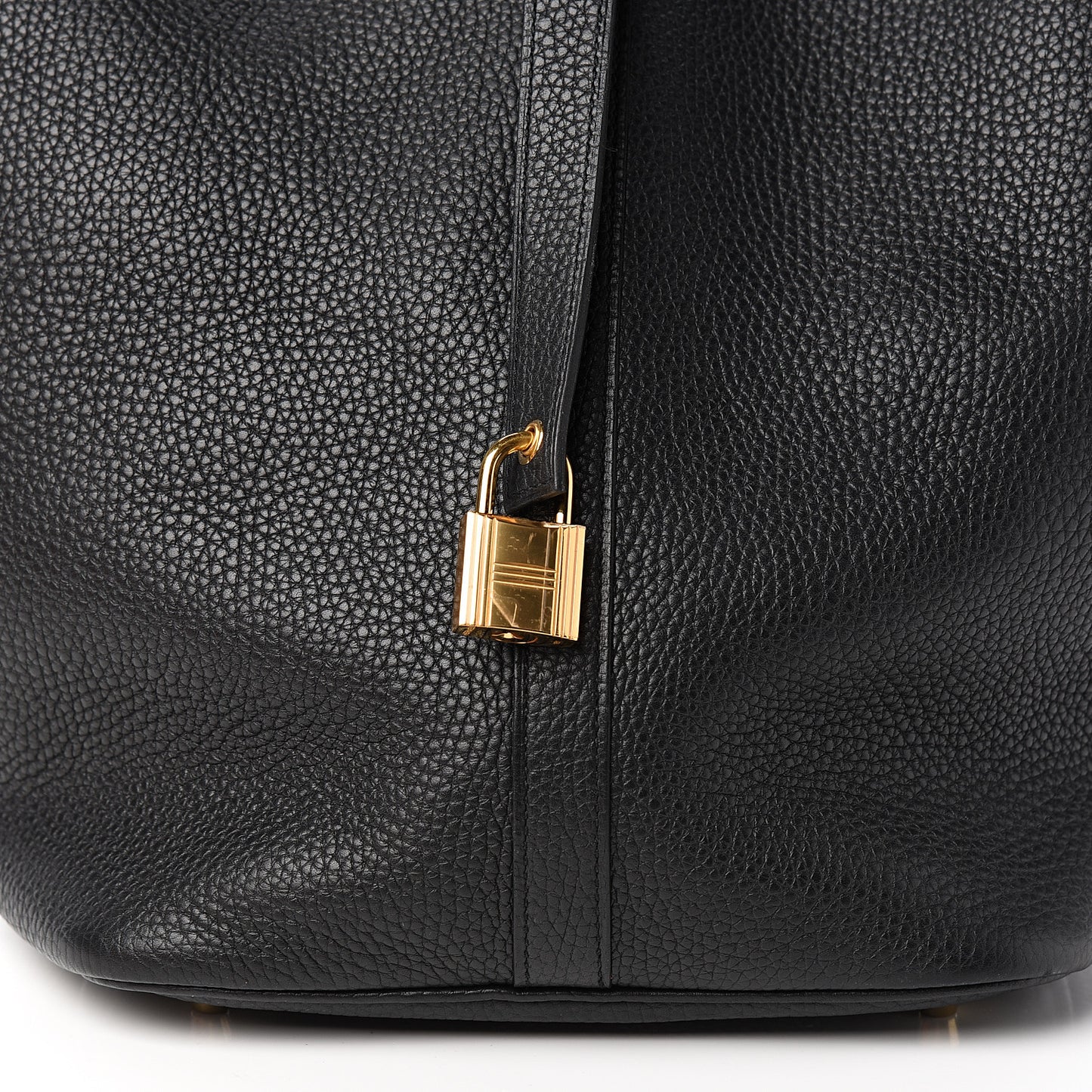 Taurillon Clemence Picotin Lock 26 GM Black