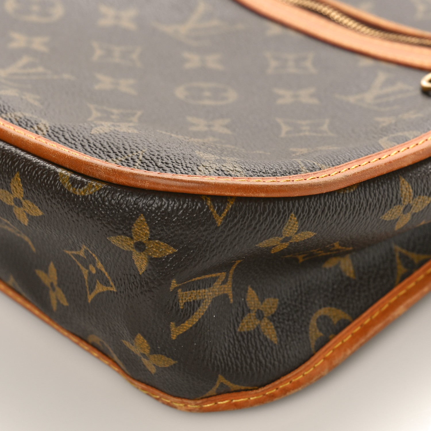 Louis Vuitton Monogram Bosphore PM Messenger 8 of 8