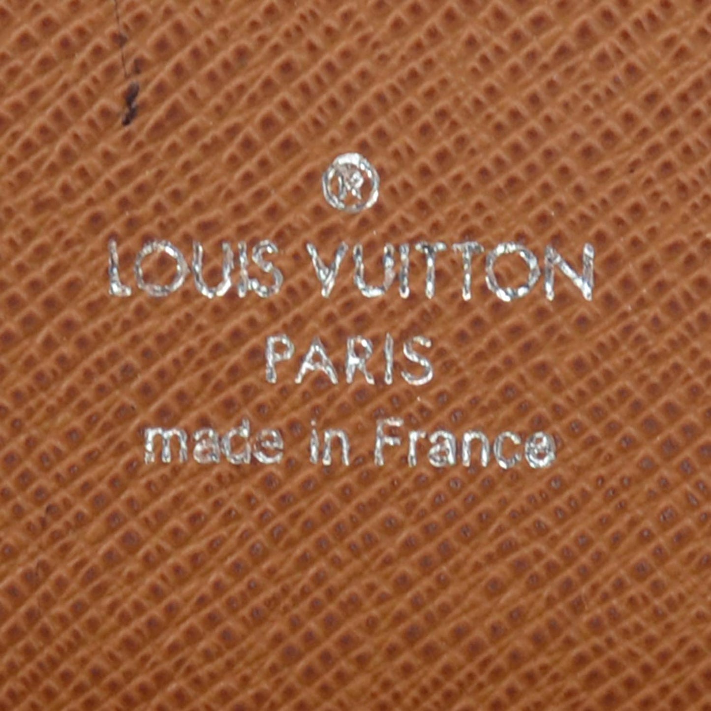 Epi Zippy Organizer Wallet Fawn