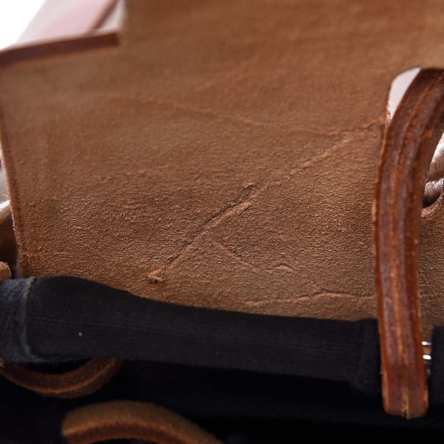 Toile Vache Calfskin Herbag 30 PM Black Natural