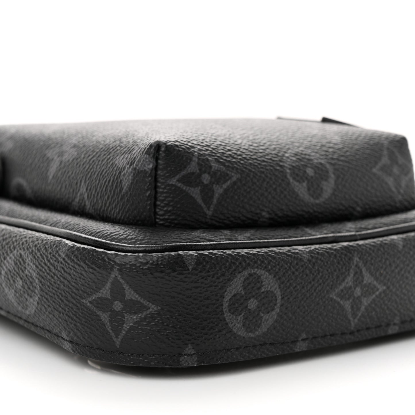 Monogram Eclipse Avenue Slingbag PM