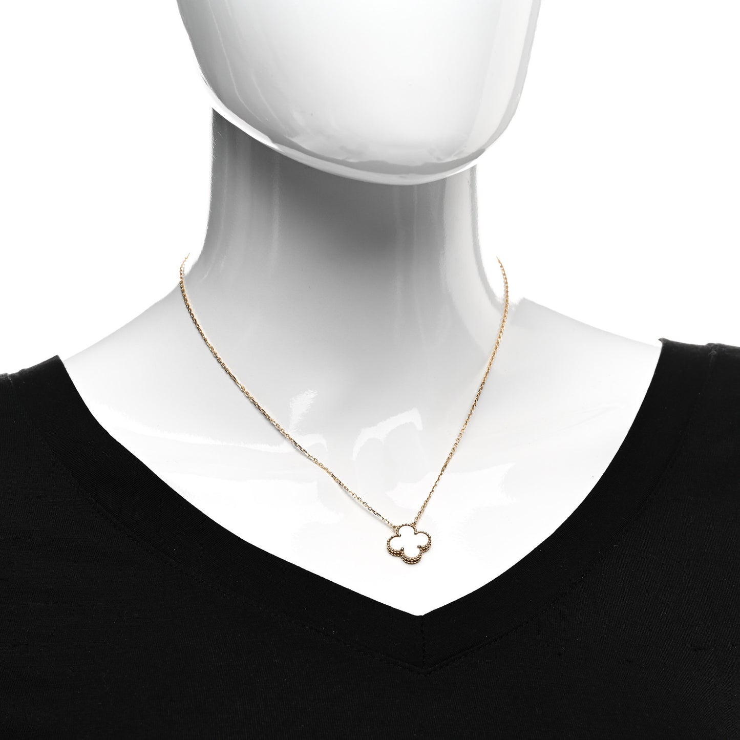 18K Yellow Gold Mother of Pearl Vintage Alhambra Pendant Necklace
