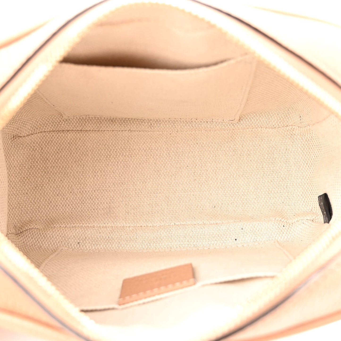 Pebbled Calfskin Small Soho Disco Bag Camelia