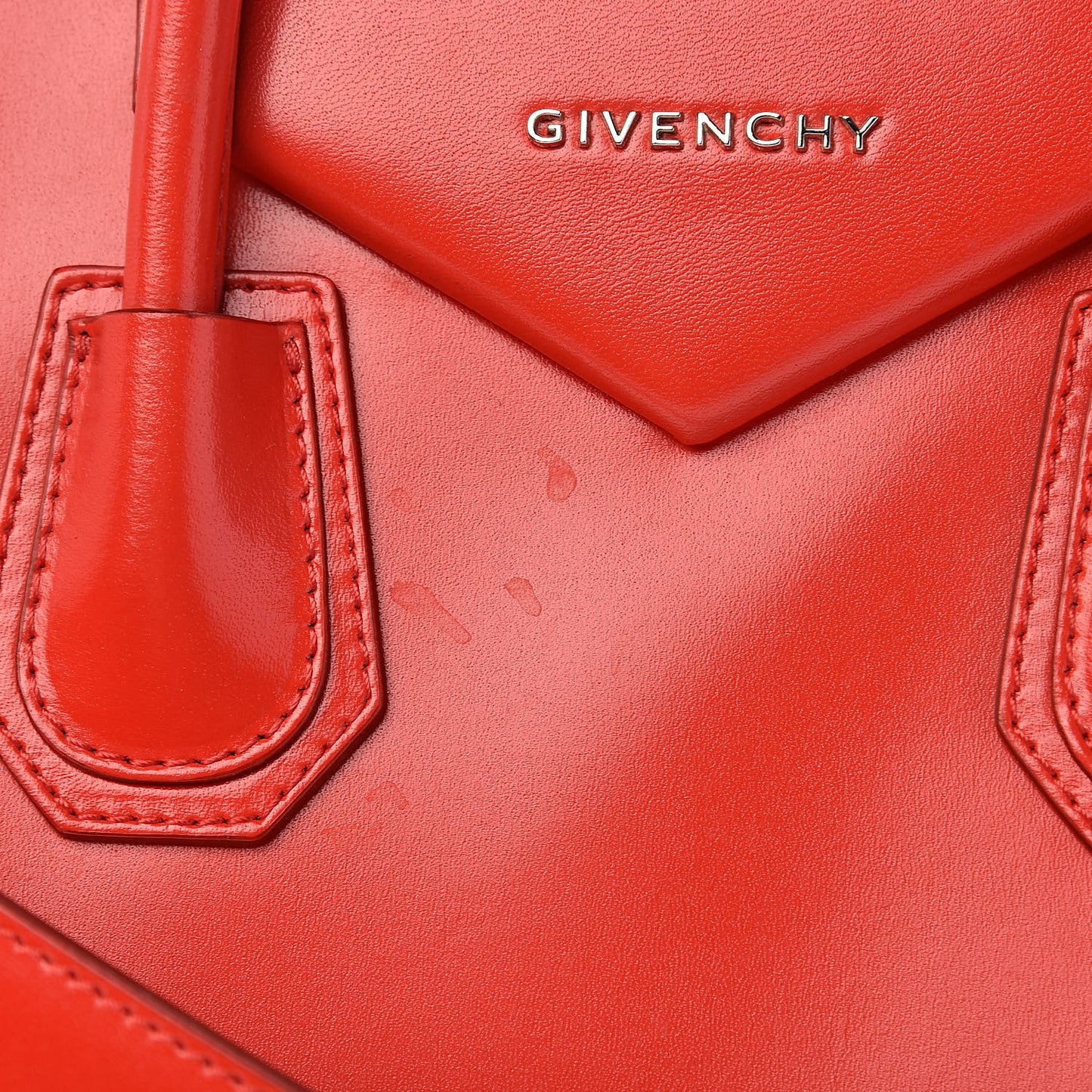 Shiny Lord Calfskin Medium Antigona Medium Red
