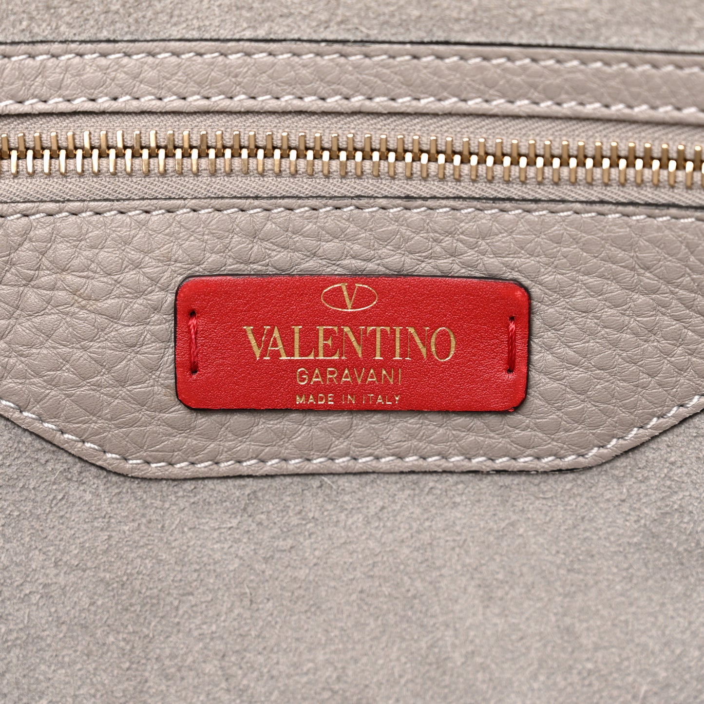 Grained Calfskin Rockstud Shoulder Tote Perla