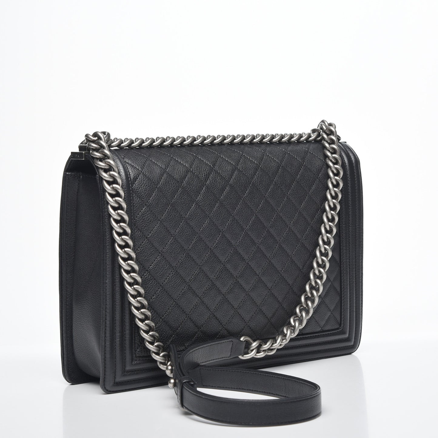 Caviar Quilted Large Boy Flap Black