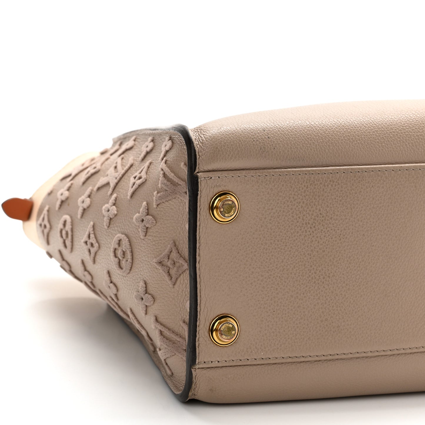 Calfskin Monogram Tufting On My Side Galet