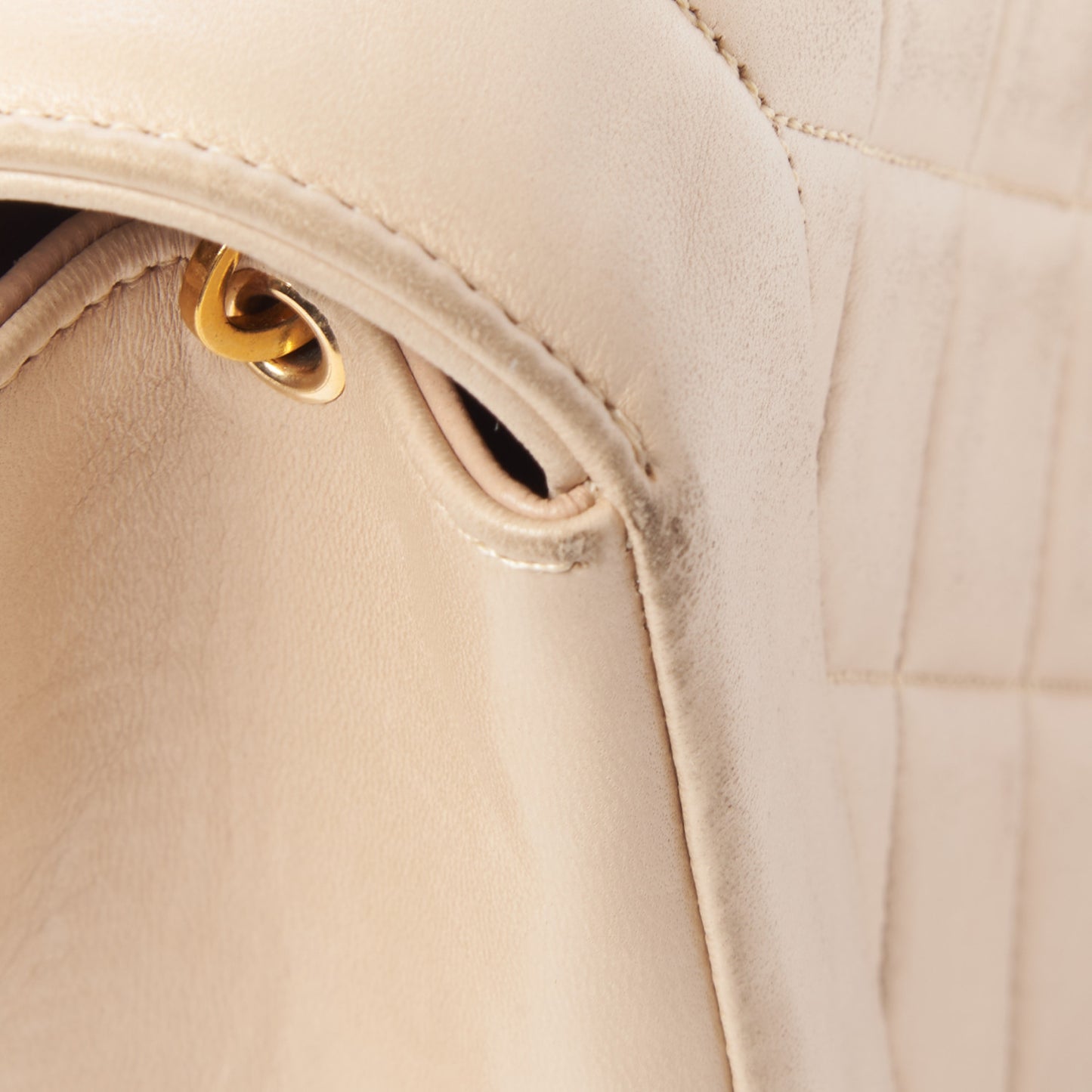 Lambskin Quilted Medium Single Flap Beige