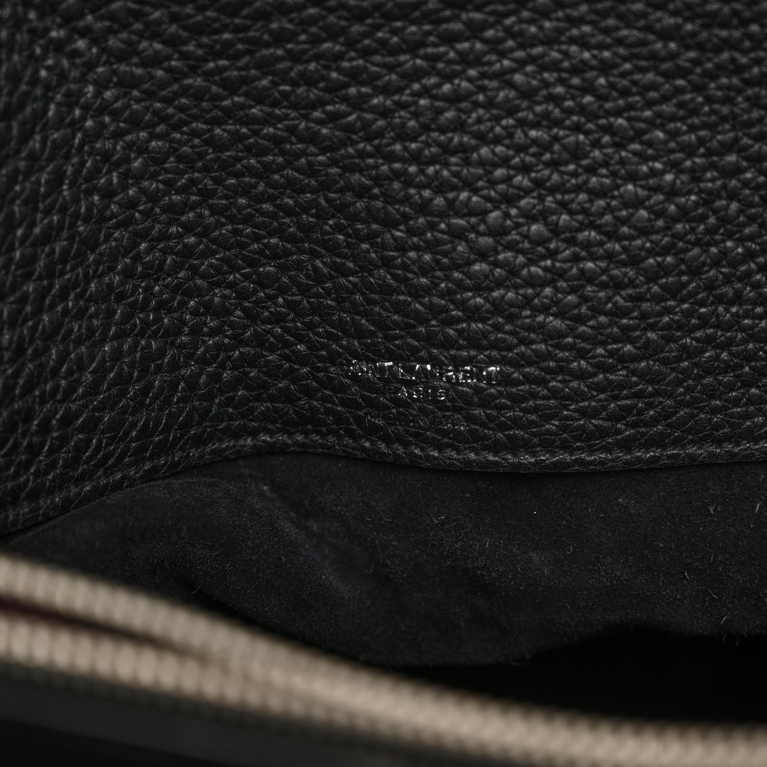 Saint Laurent Grained Calfskin Medium Souple Sac De Jour Black 10 of 20