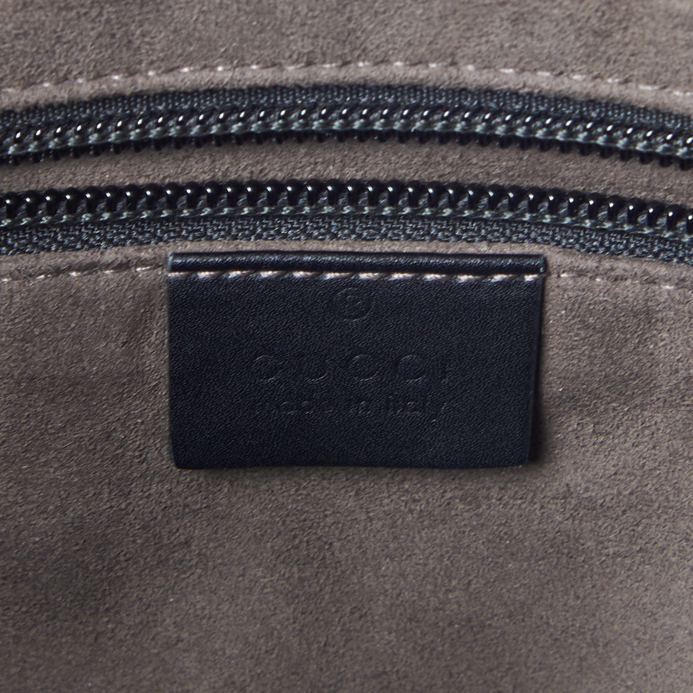 Gucci GG Supreme Monogram Flat Messenger Bag Black 8 of 9