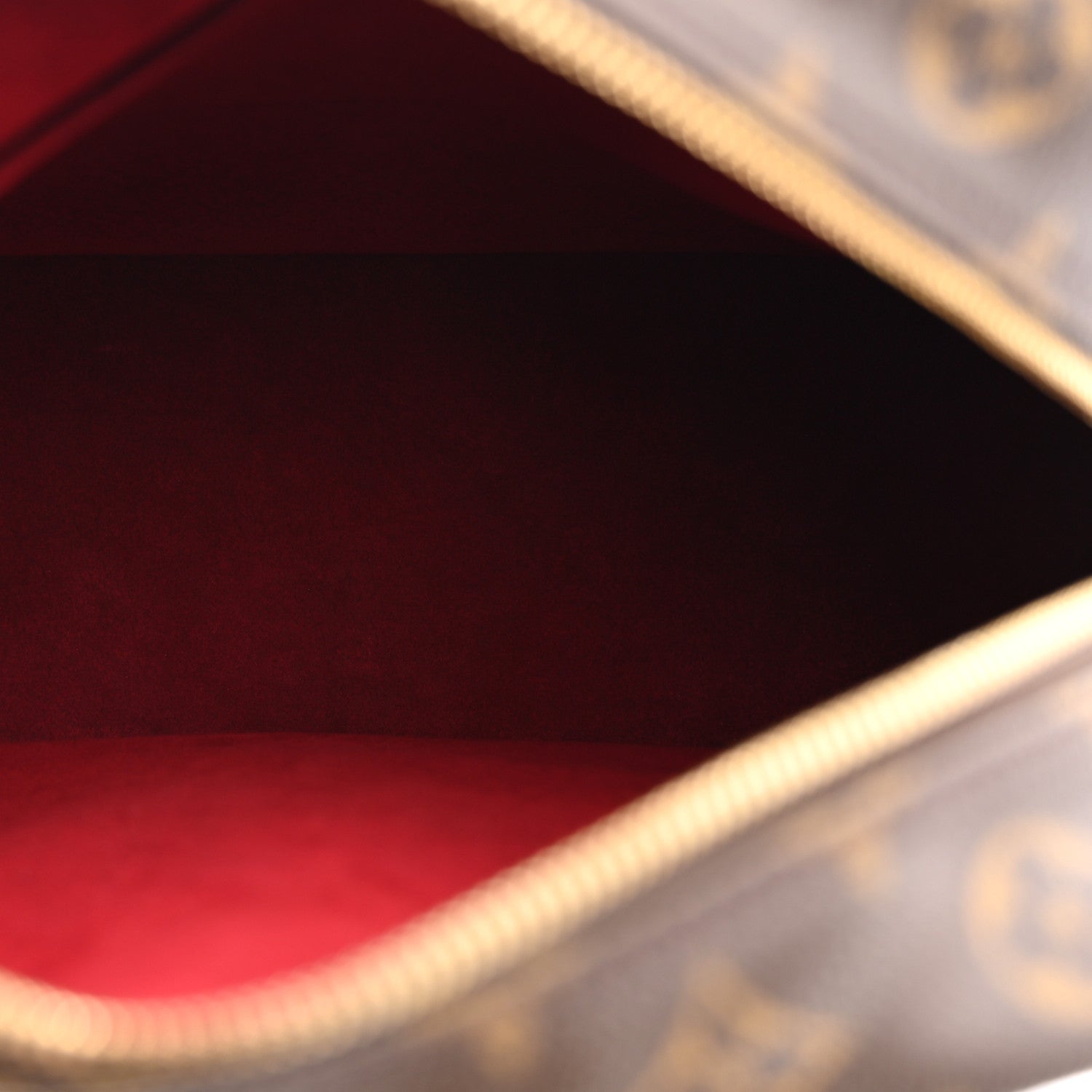 Louis Vuitton Monogram Excentri-Cite 5 of 10