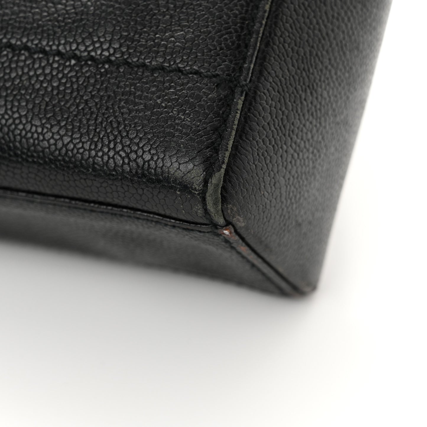 Caviar Stitched Chocolate Bar Shopping Black