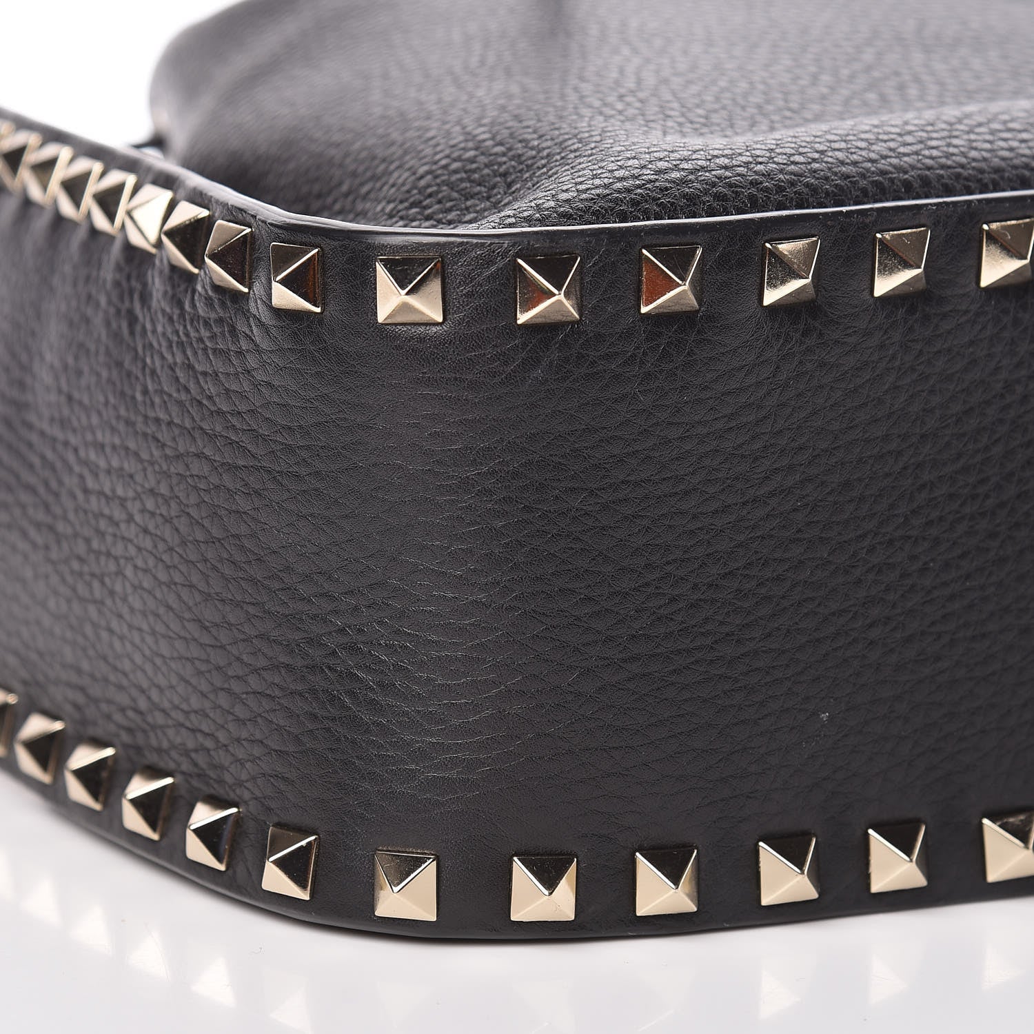 Valentino Garavani Grained Calfskin Rockstud Bucket Bag Black 8 of 10