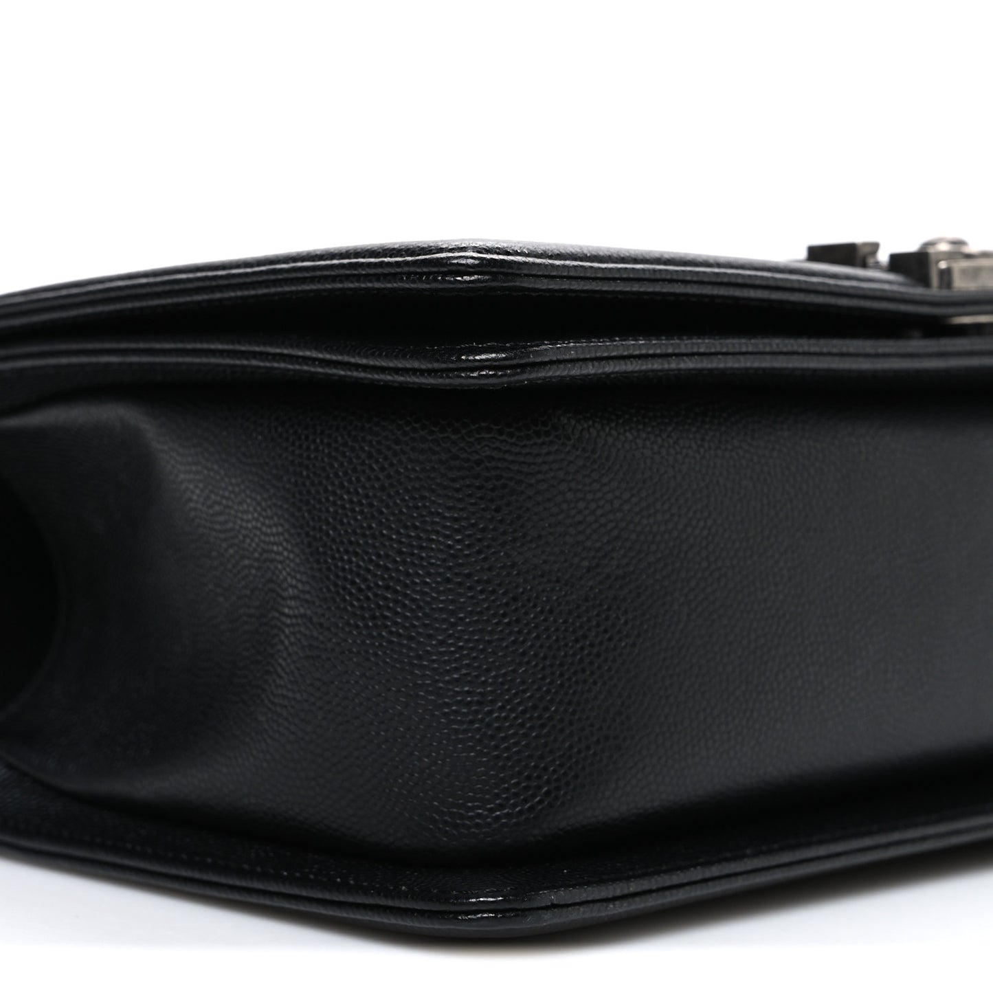 Iridescent Caviar Quilted Medium Boy Flap Black
