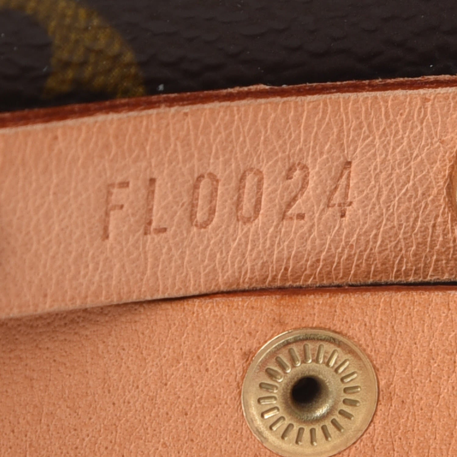 Louis Vuitton Monogram Pochette Florentine M 11 of 11