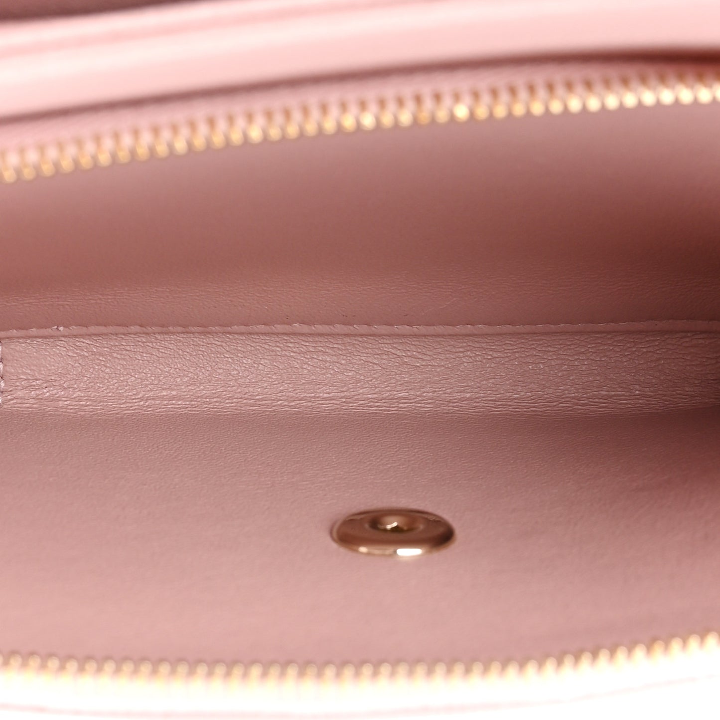 Caviar Quilted Medium Business Affinity Flap Light Pink