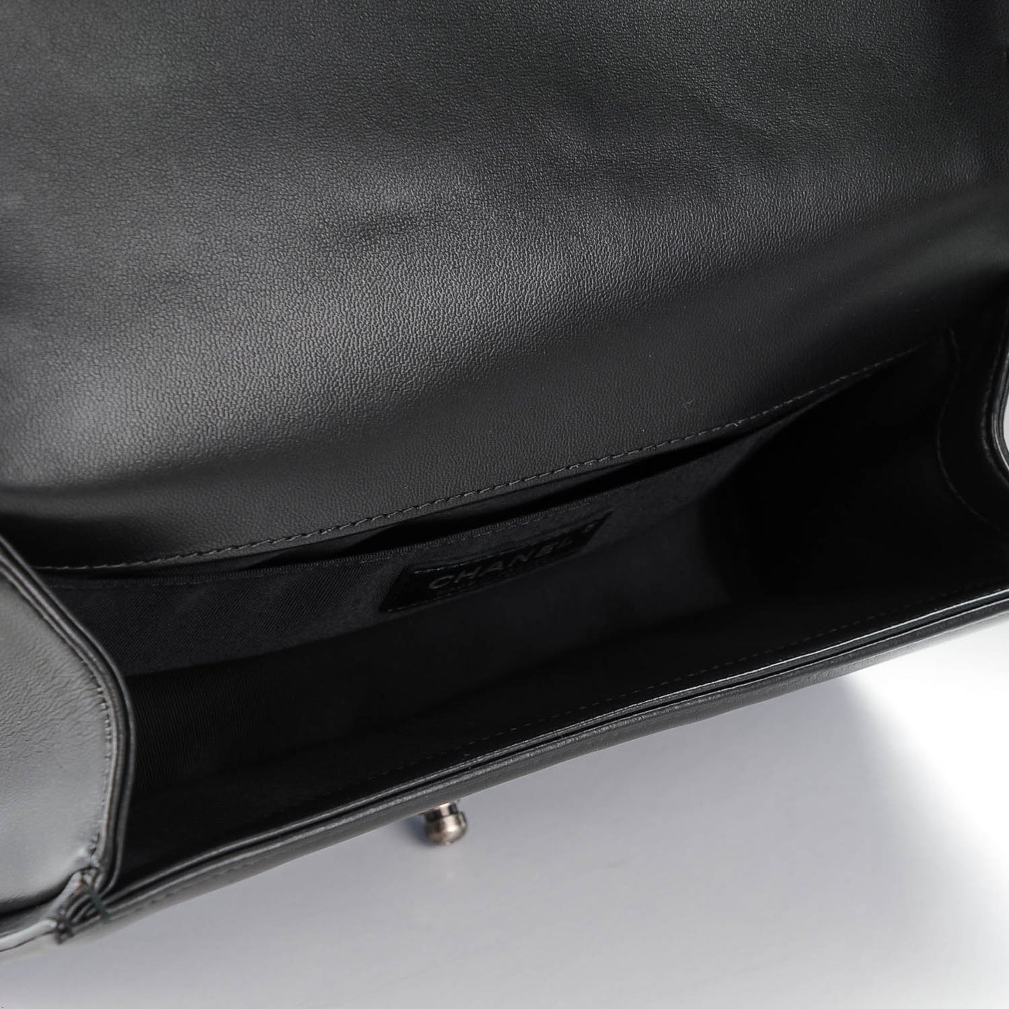 Lambskin Quilted Medium Boy Flap Black
