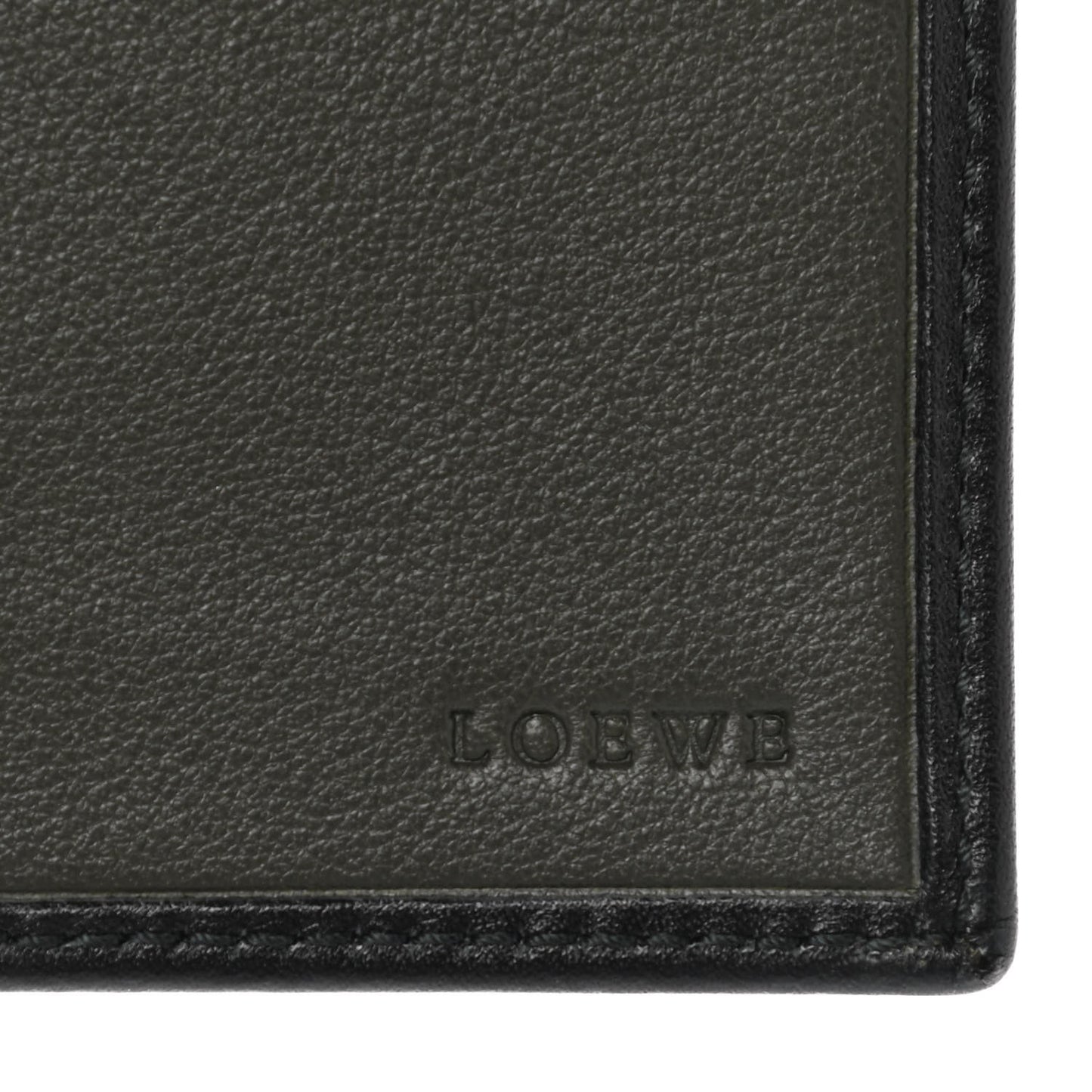Calfskin Bi-Fold Wallet Black