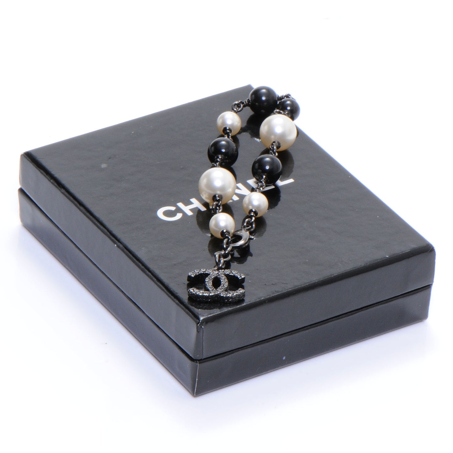 Pearl Beaded Camellia CC Bracelet