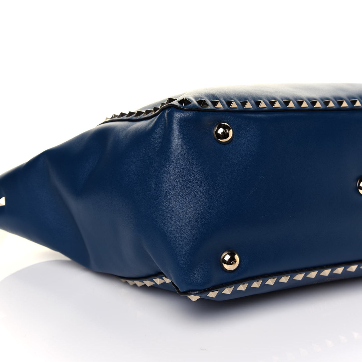 Vitello Medium Rockstud Tote Peacock