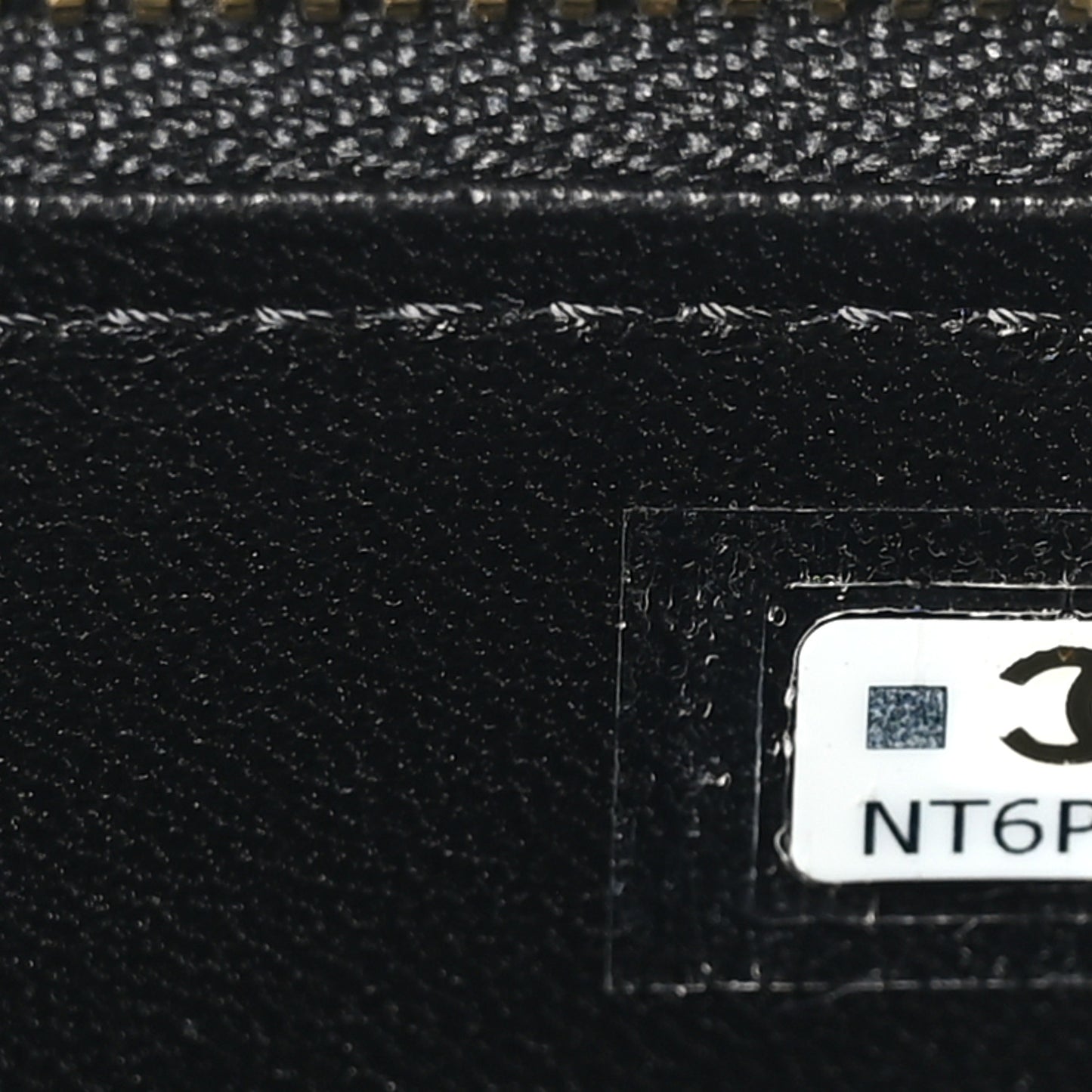 Lambskin Enamel Quilted Small Coco Hearts Vanity Case With Chain Black