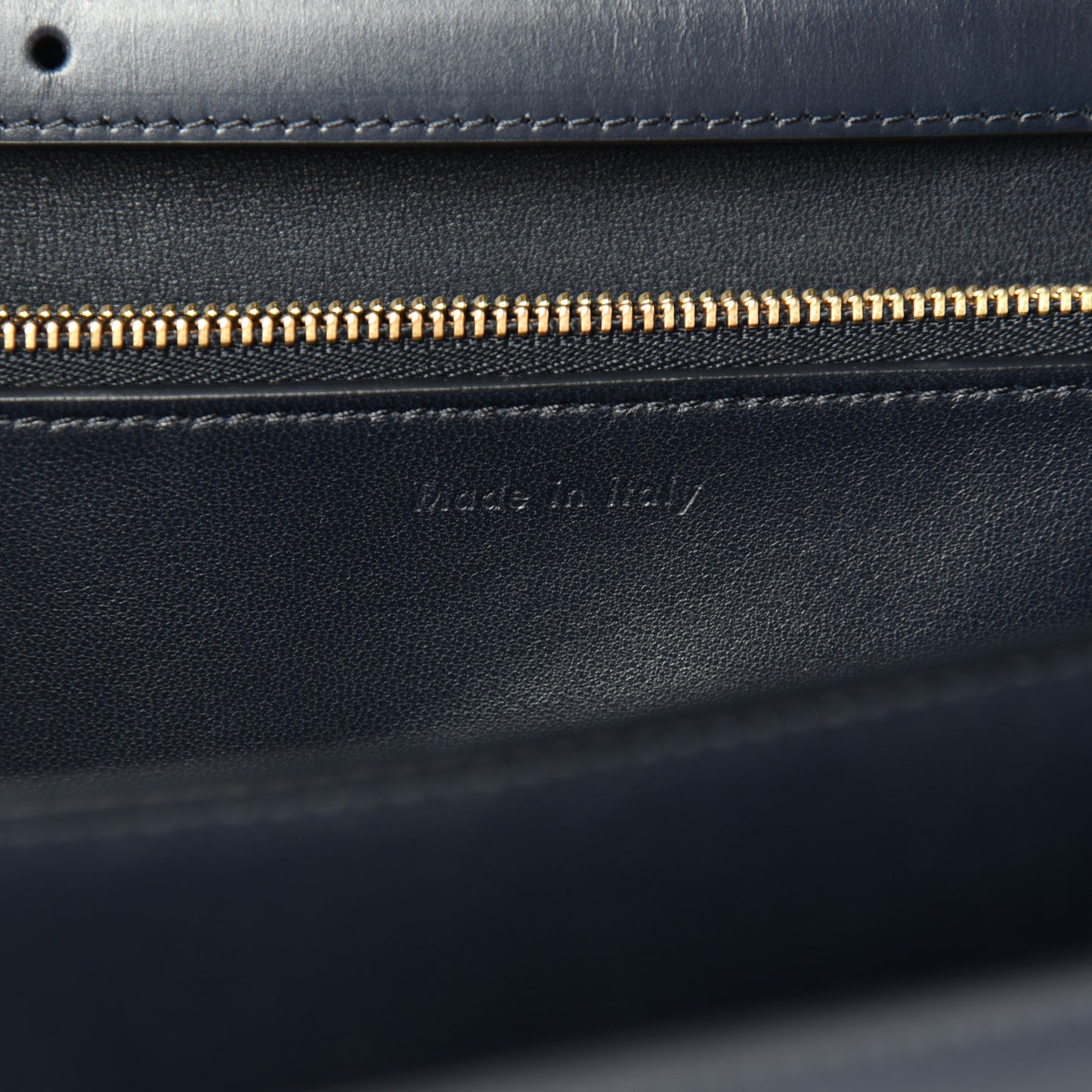 Box Calfskin Medium Classic Box Flap Bag Navy
