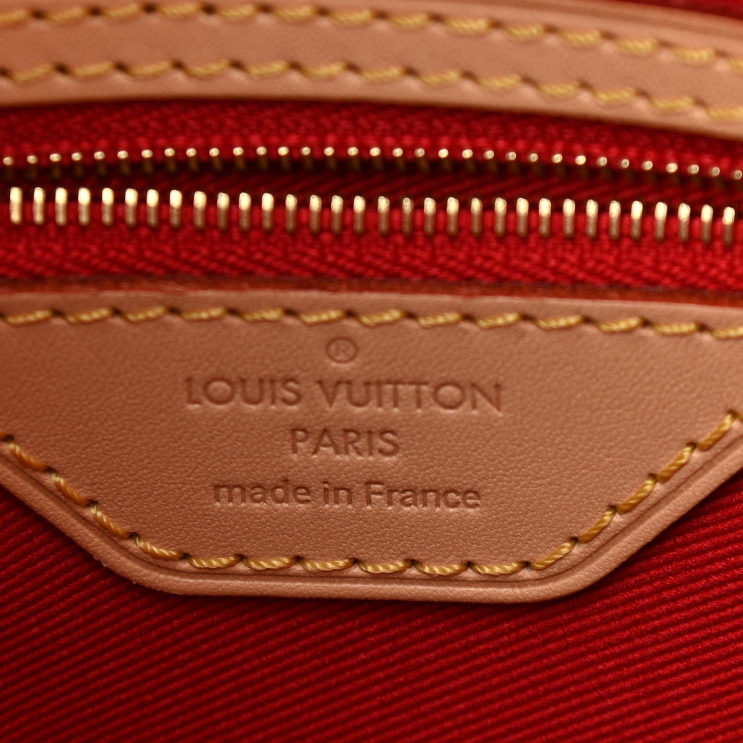 Monogram Carry It