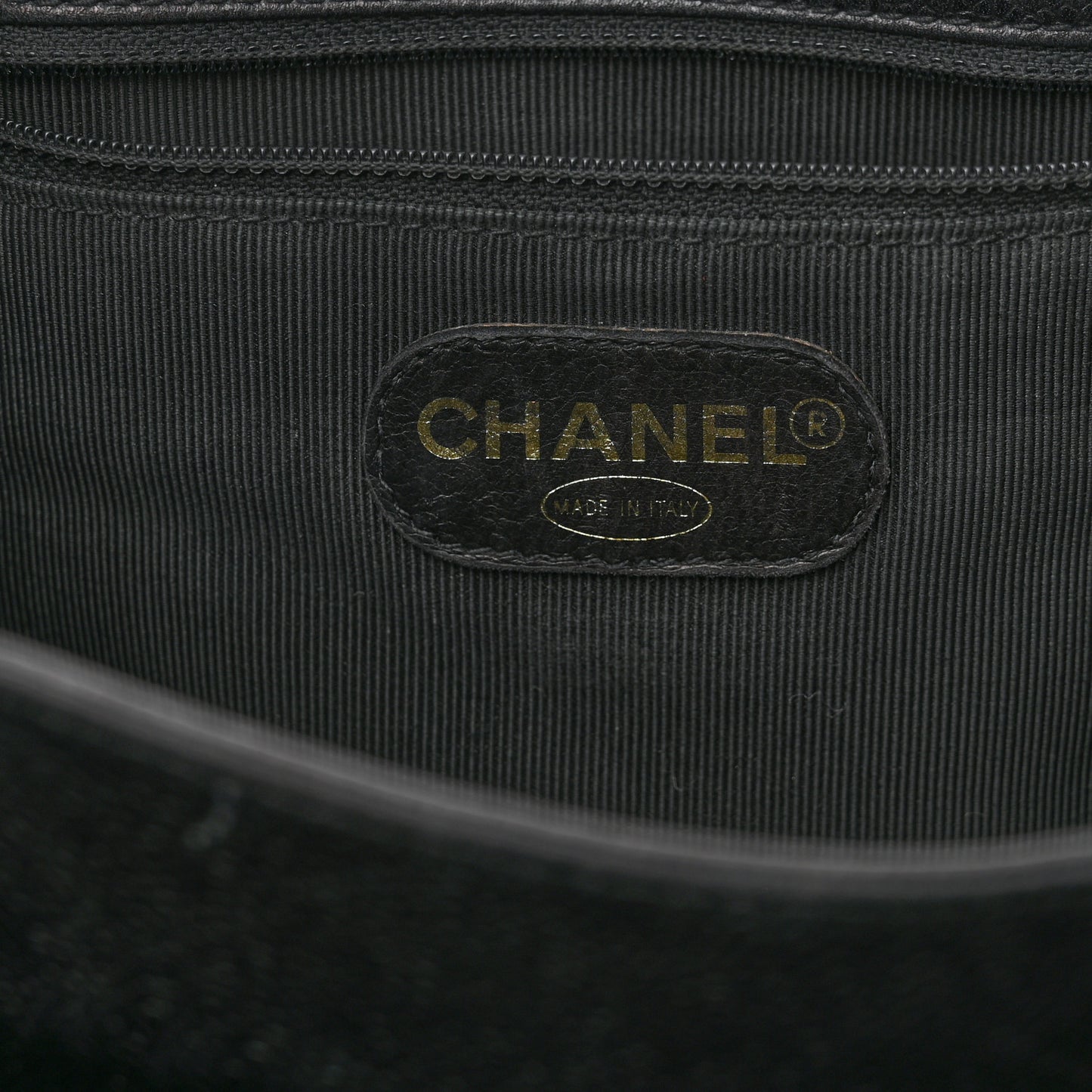 Caviar Shoulder Bag Black