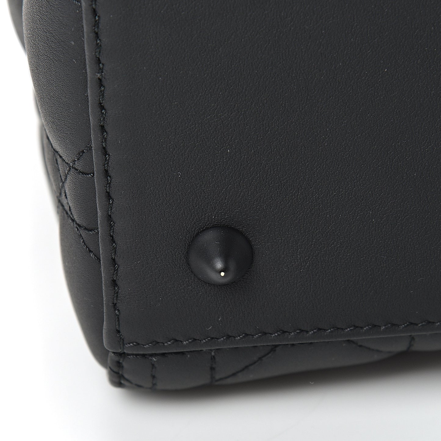 Ultra Matte Calfskin Cannage Medium Lady Dior Black