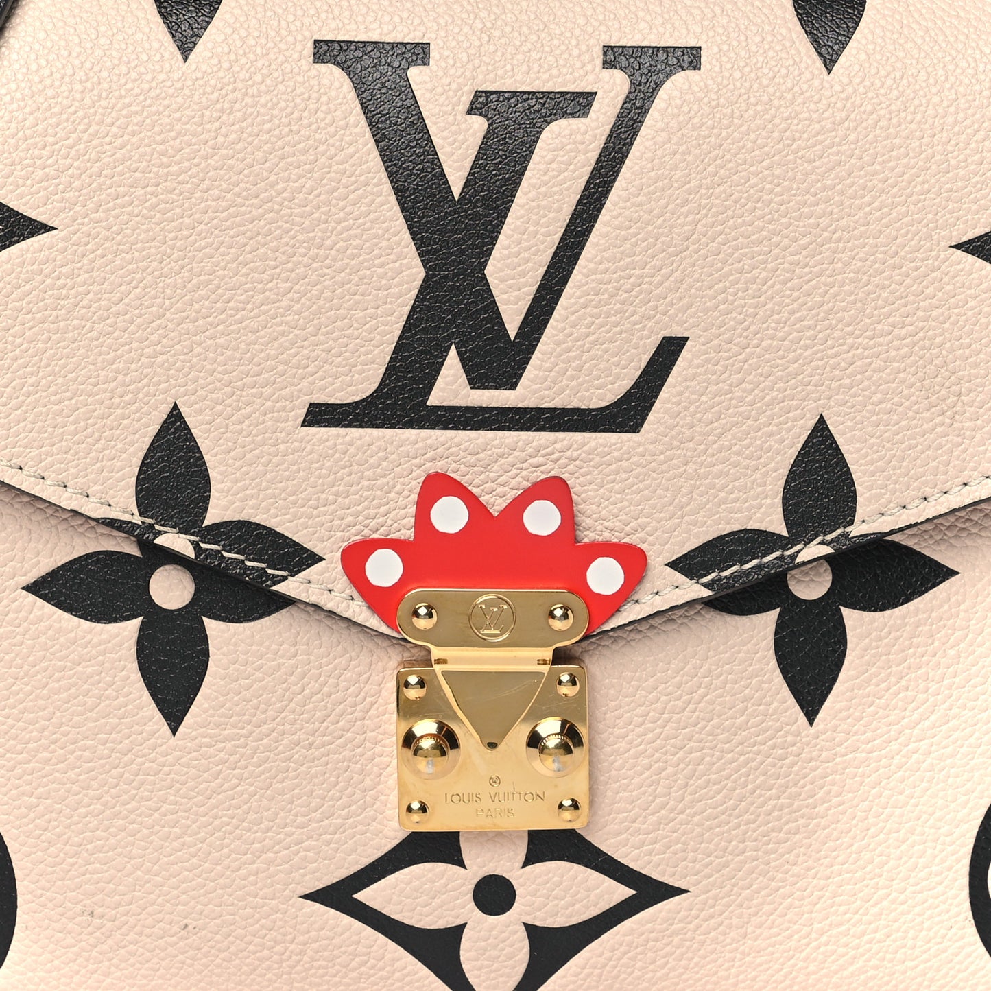 Empreinte Monogram Giant Crafty Pochette Metis Creme Black