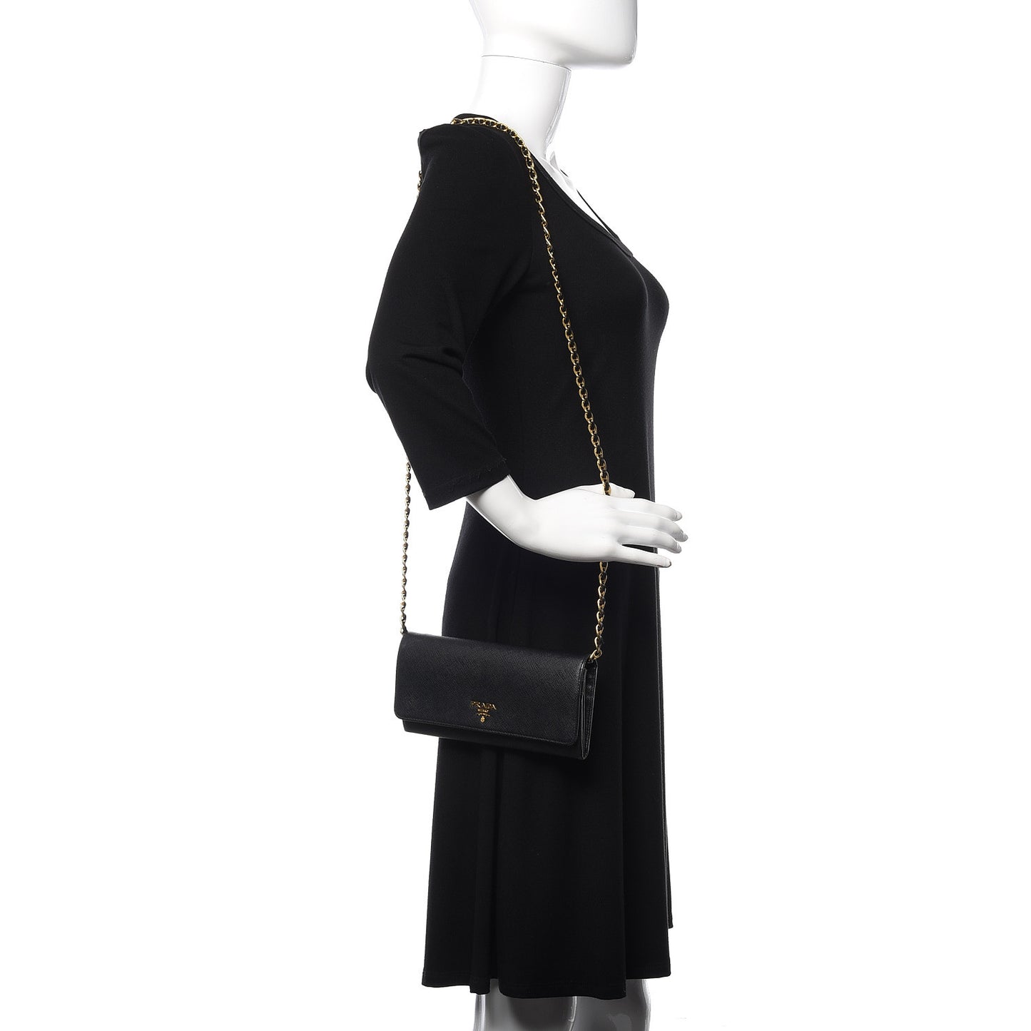 Saffiano Metal Oro Chain Wallet Black