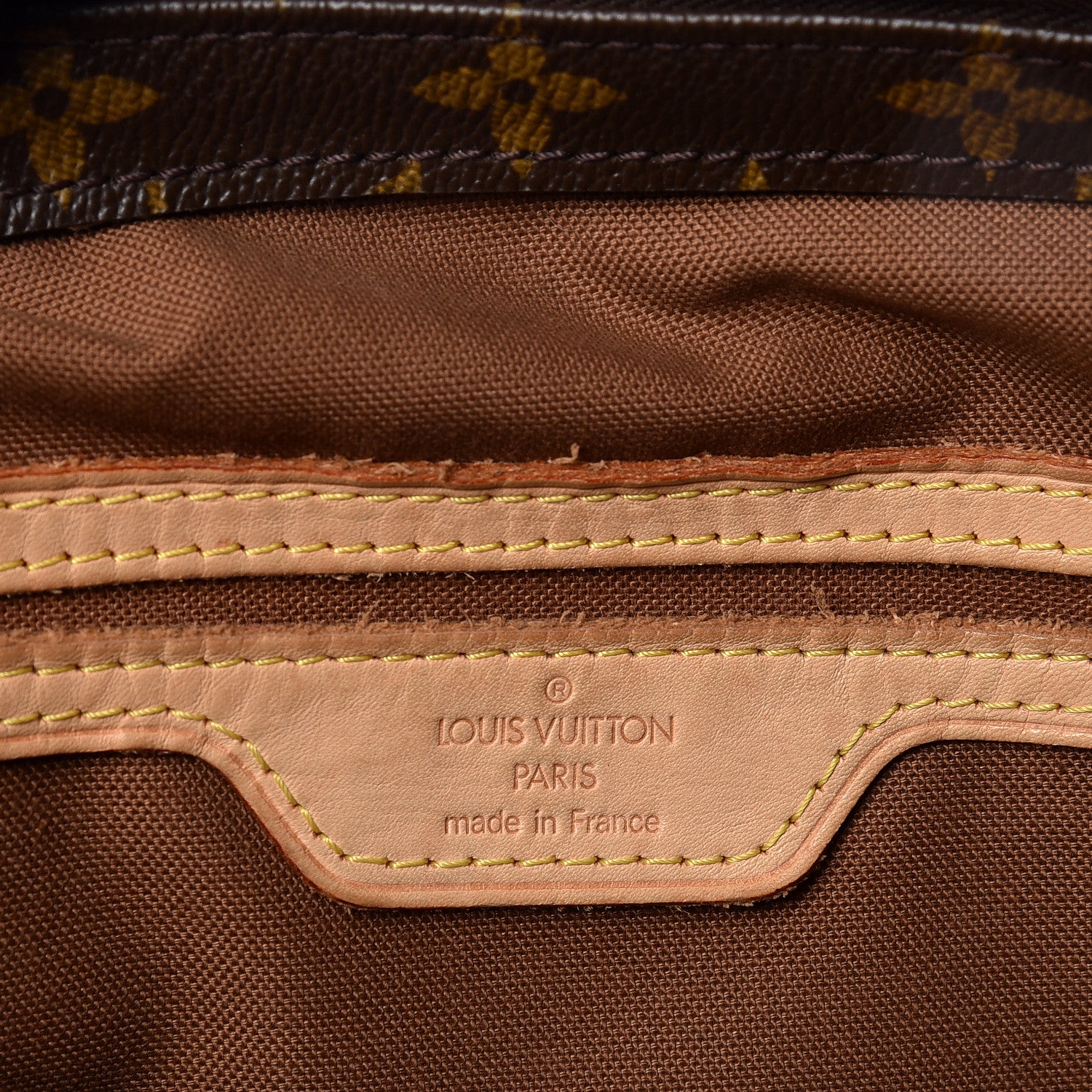 Louis Vuitton Monogram Cabas Mezzo 8 of 10