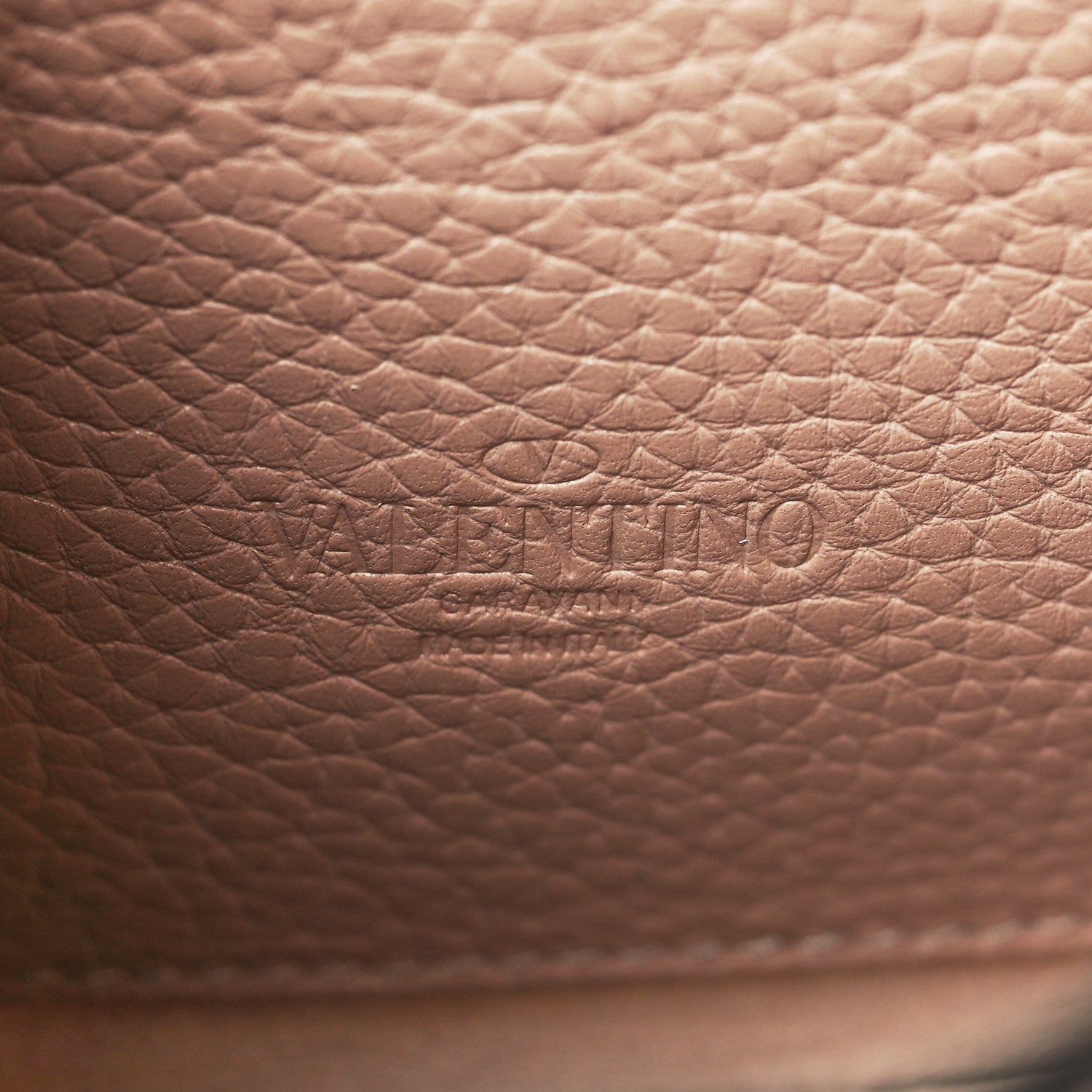 Valentino Garavani Pebbled Calfskin Medium Rockstud Flip Lock Crossbody Bag Poudre 6 of 8