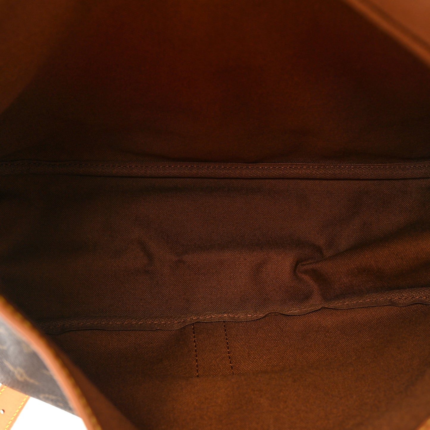 Monogram Saumur 35
