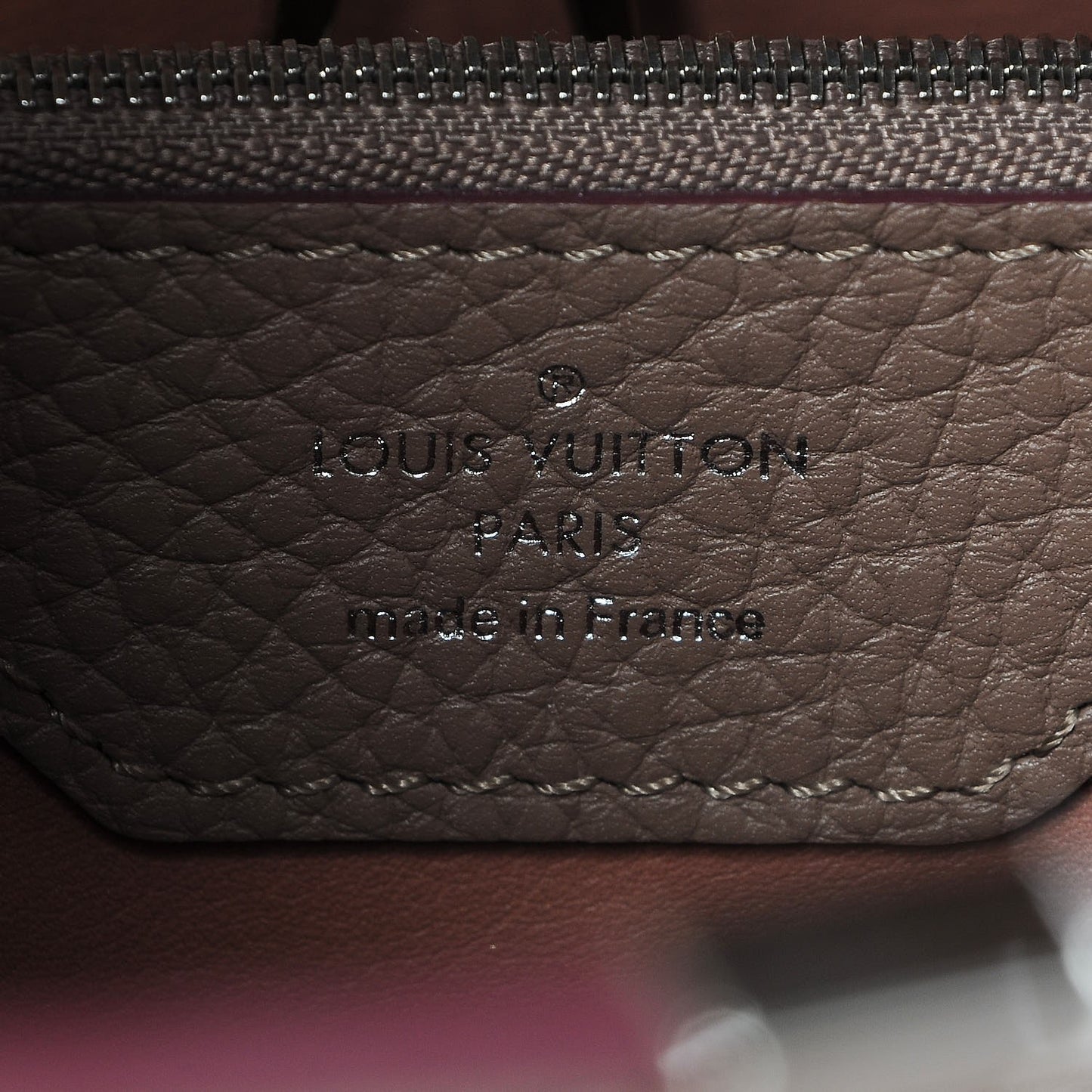 Taurillon Capucines MM Taupe