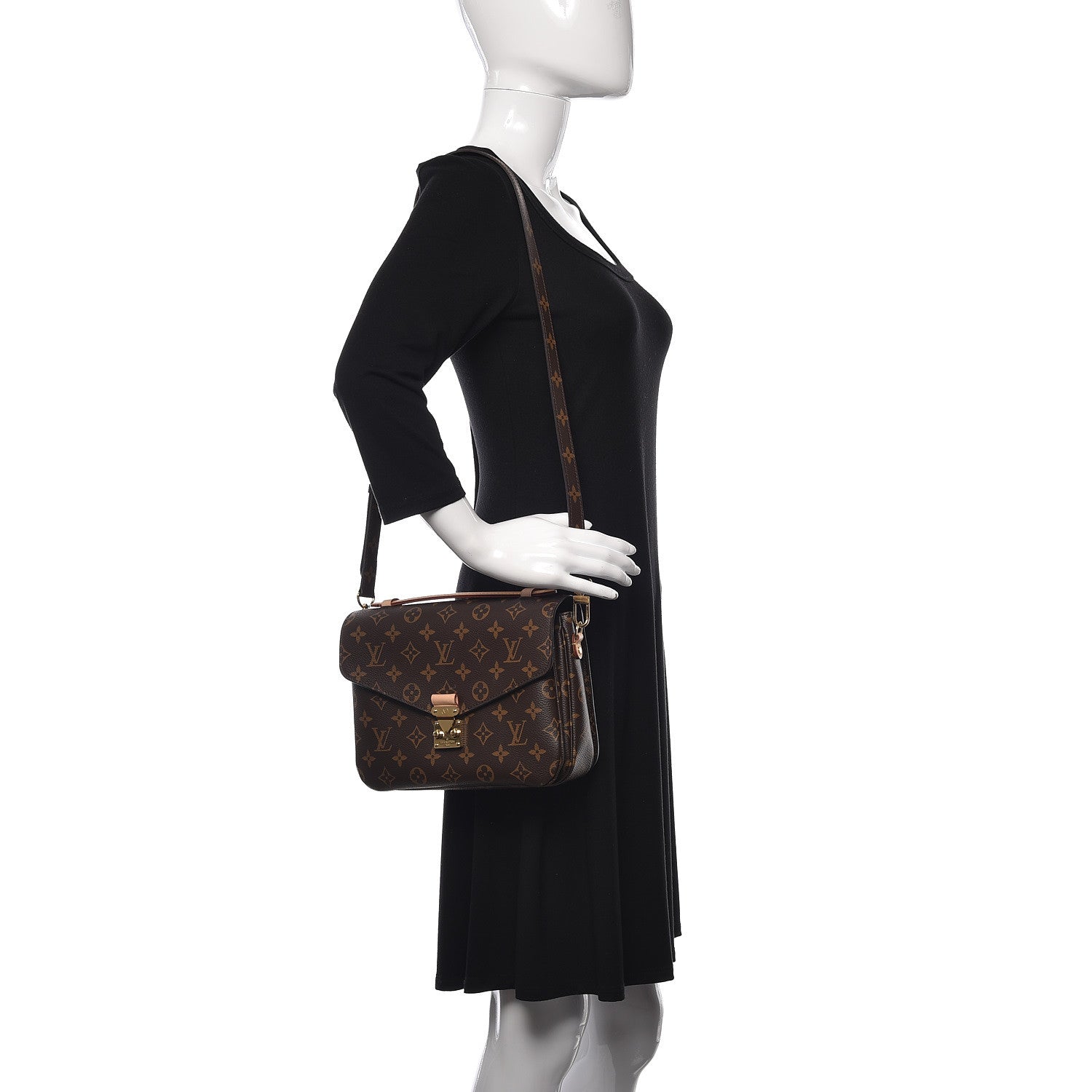 Louis Vuitton Monogram Pochette Metis 2 of 9